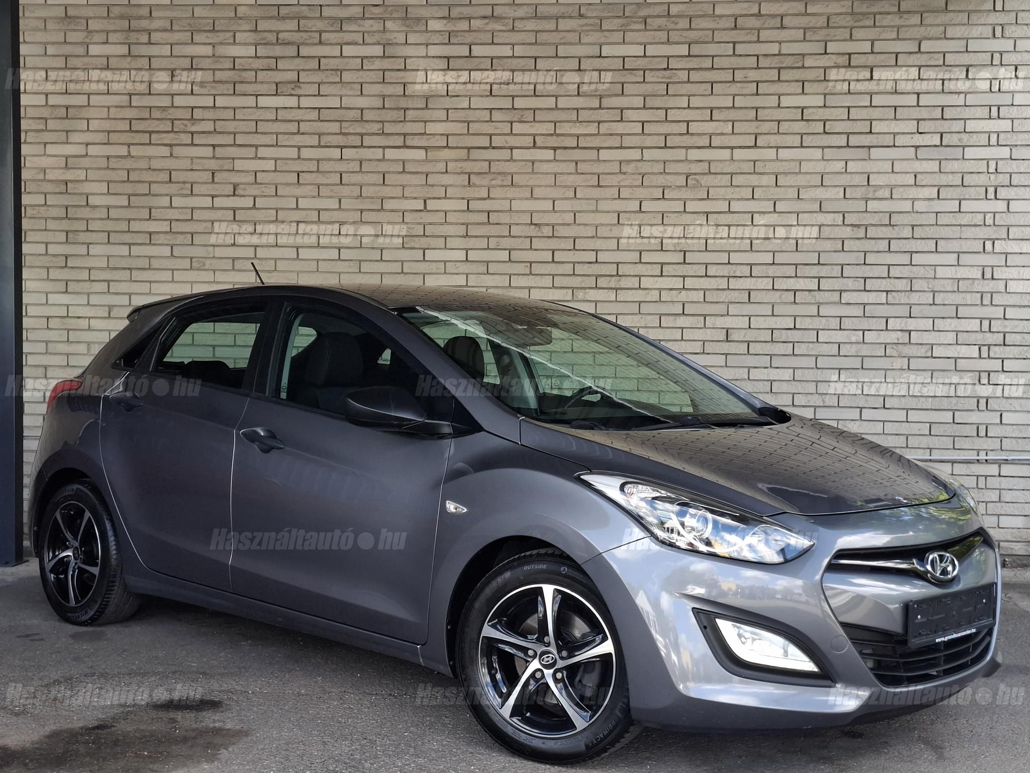 HYUNDAI I30 2013/2 - 1