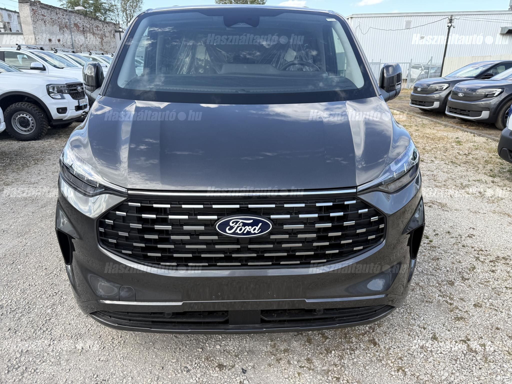 FORD TOURNEO 2026 - 1