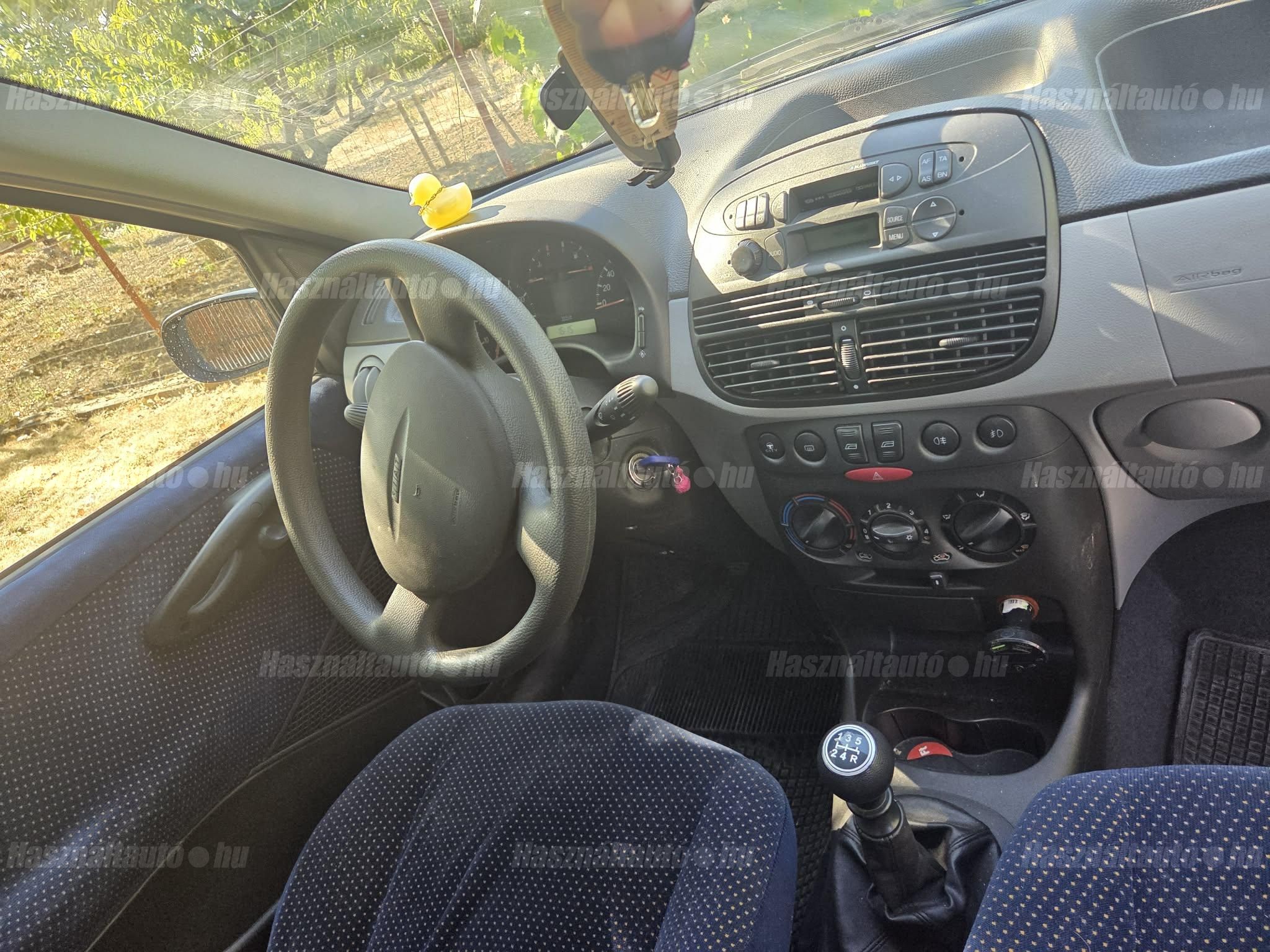 FIAT PUNTO 2000/3 - 1