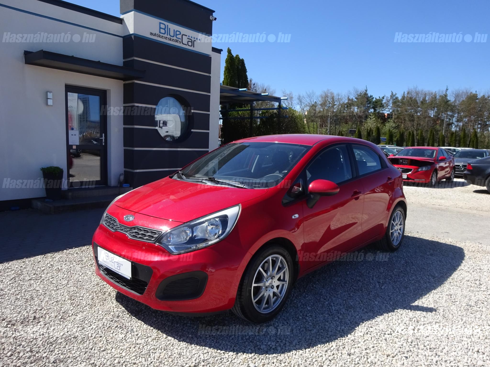 KIA RIO 2011/10 - 1