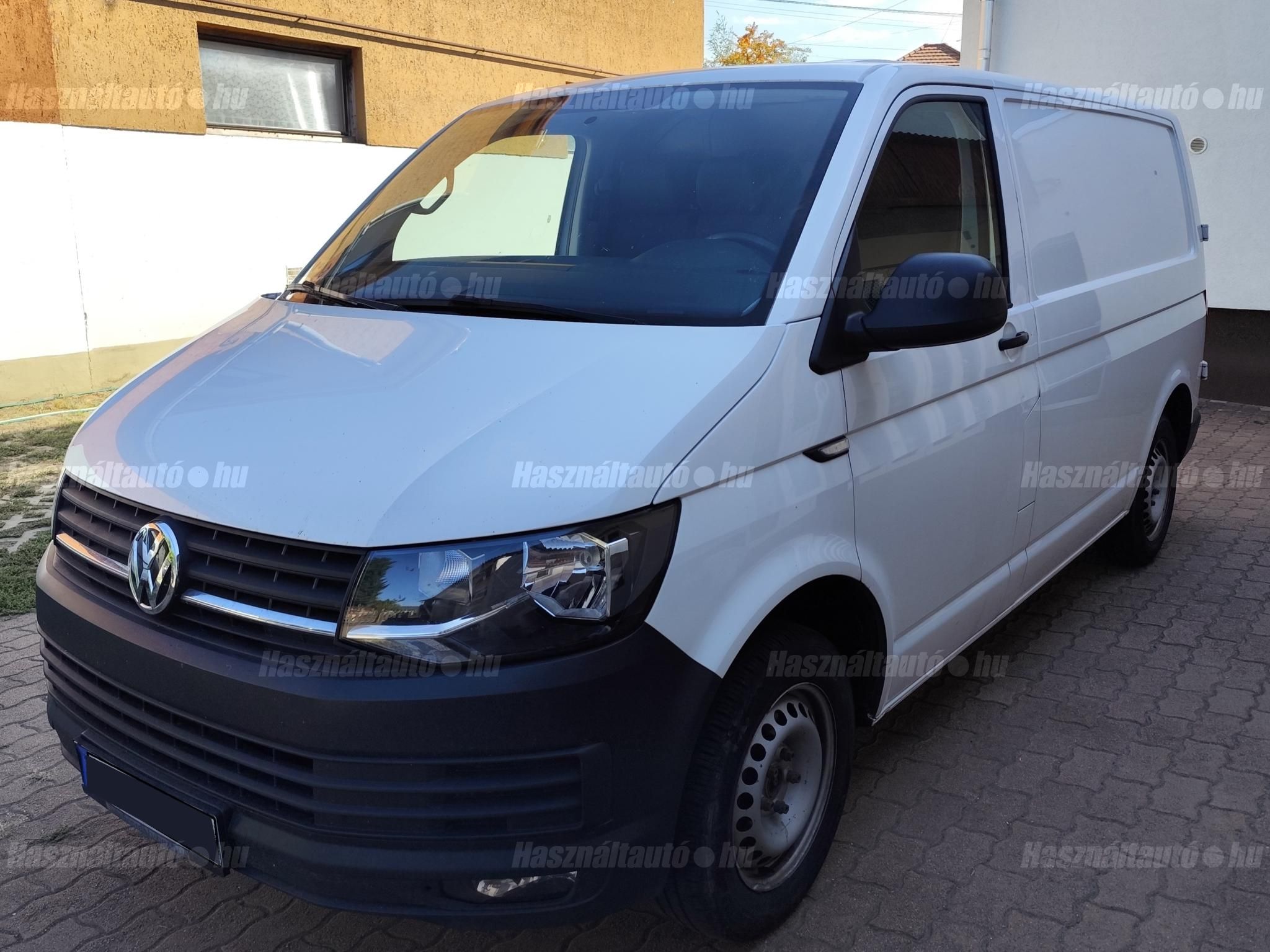 VOLKSWAGEN TRANSPORTER 2018/12 - 1