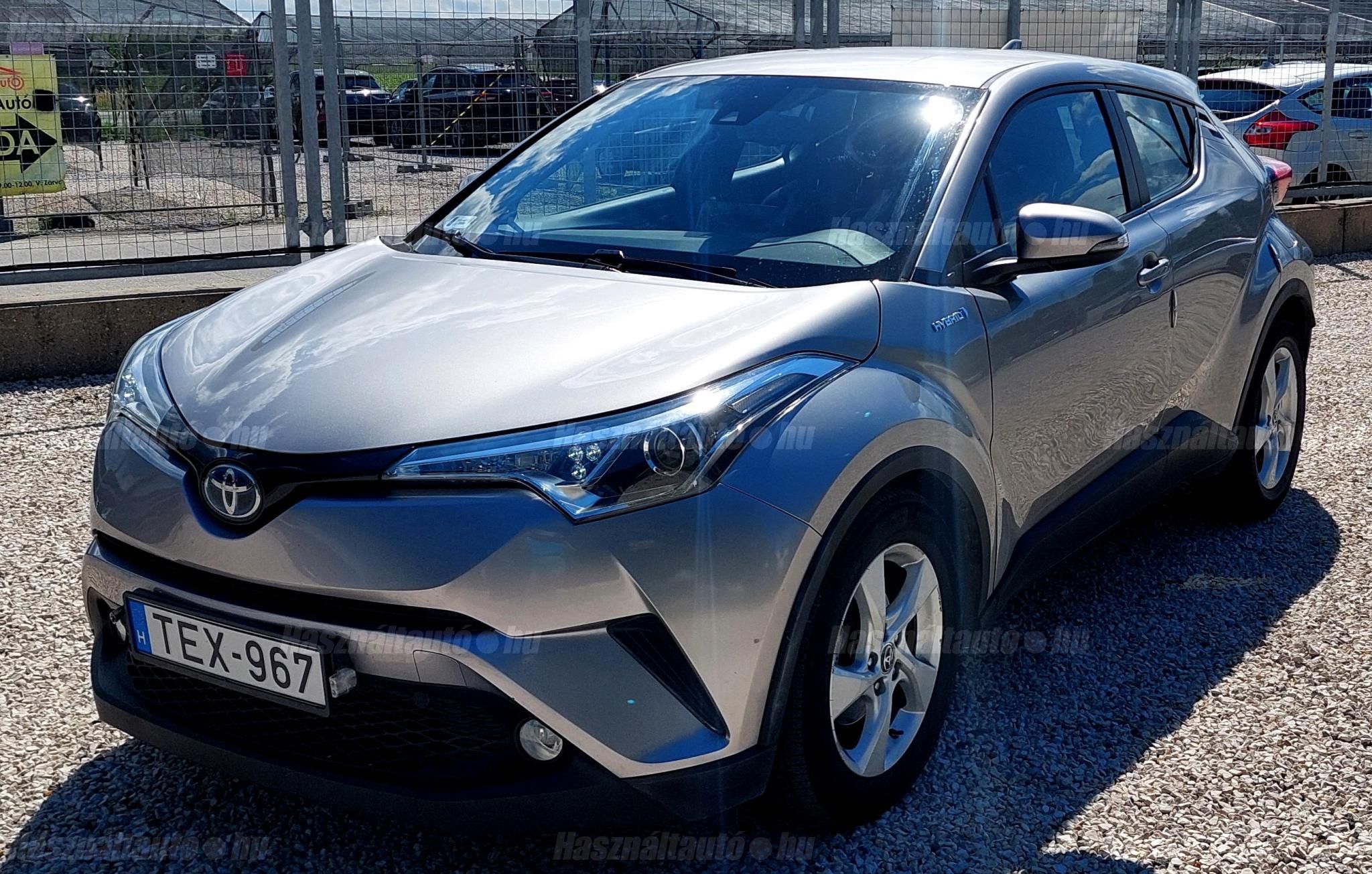 TOYOTA C-HR 2019/1 - 1