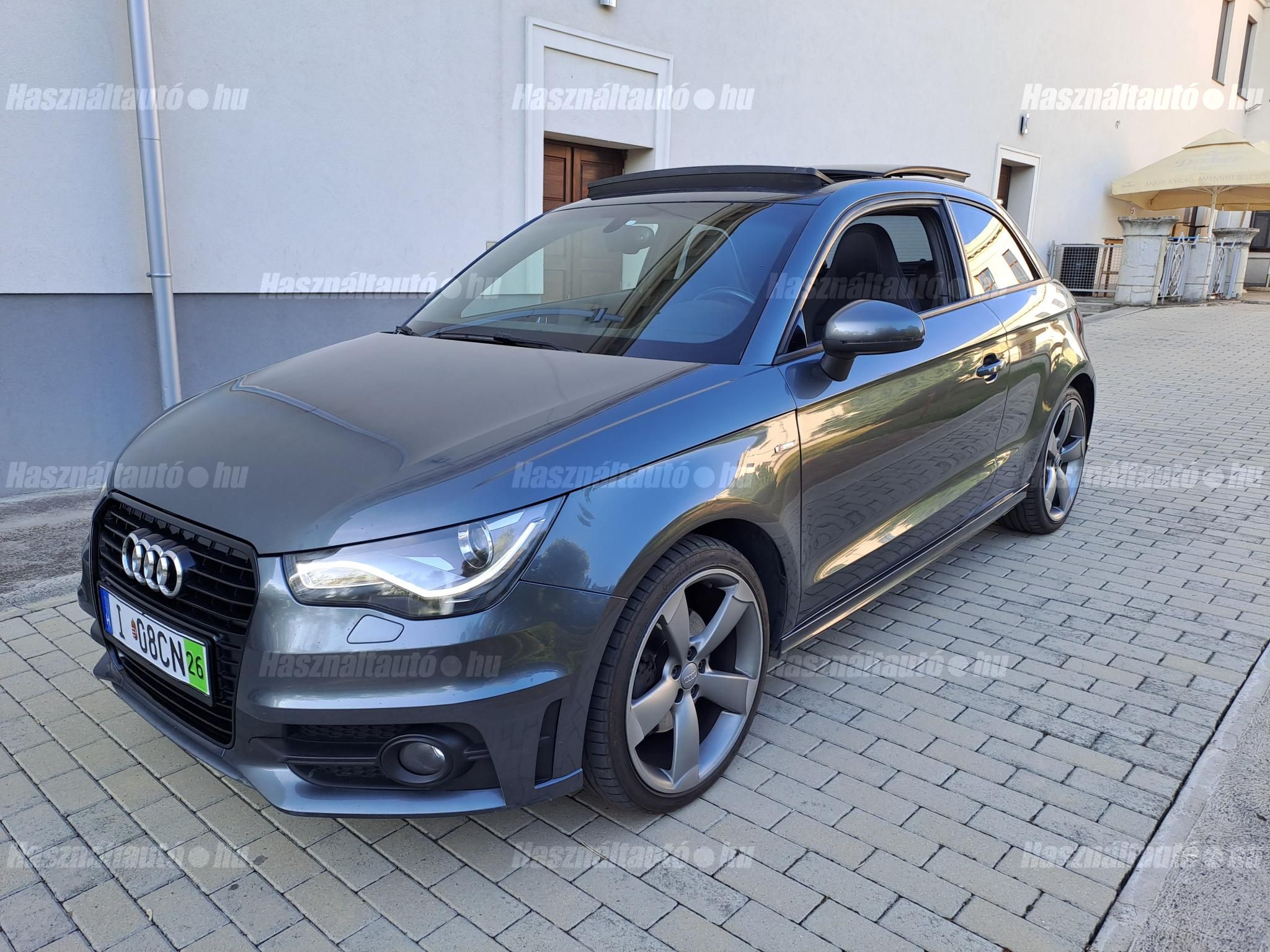 AUDI A1 2012/7 - 1