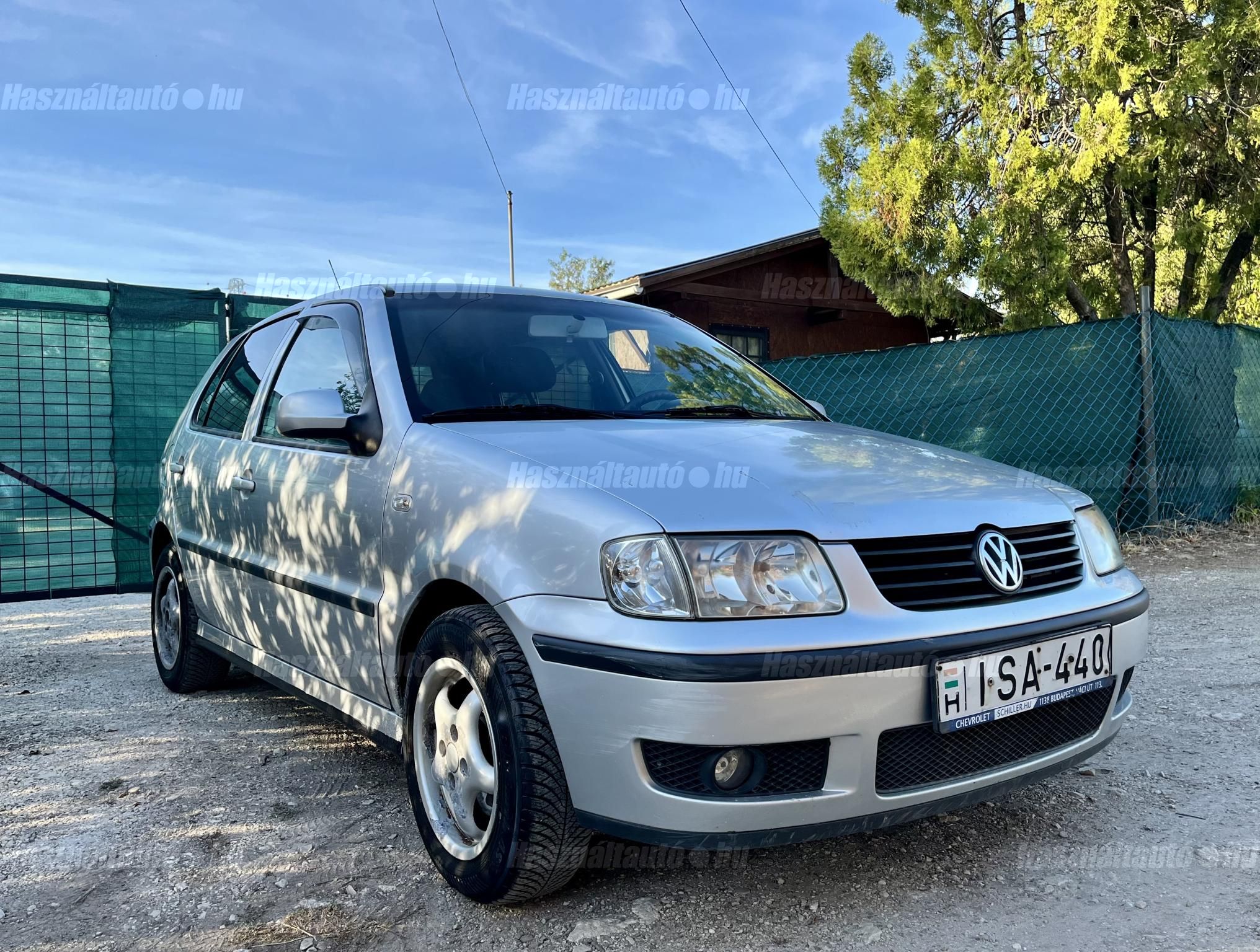 VOLKSWAGEN POLO 2001 - 1