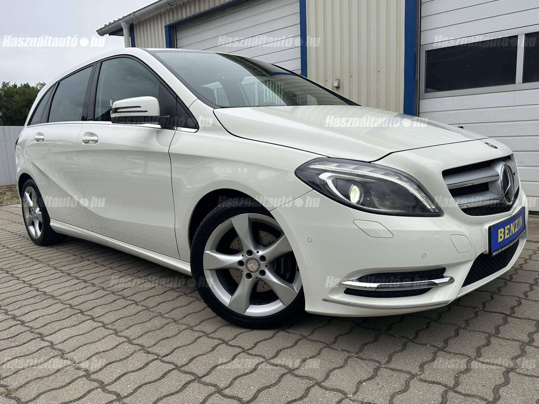 MERCEDES-BENZ B 180 2014/1 - 1