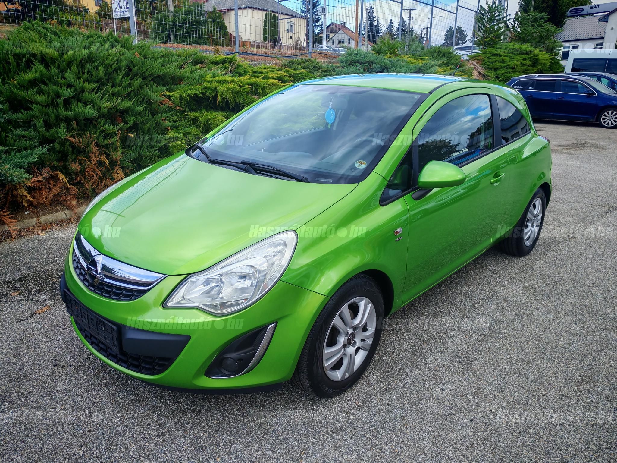 OPEL CORSA D 2011/8 - 1