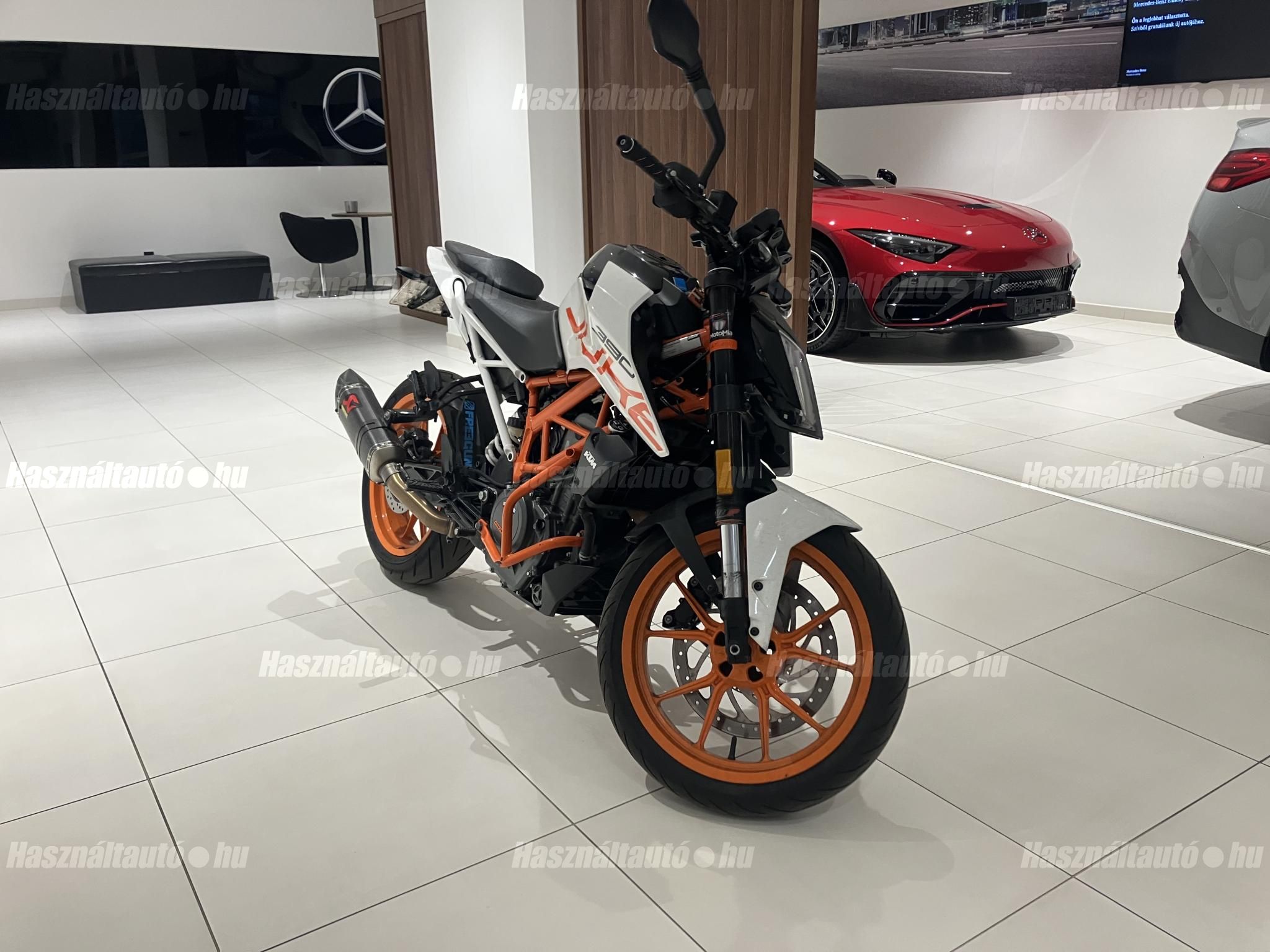 KTM 390 DUKE 2019 - 1