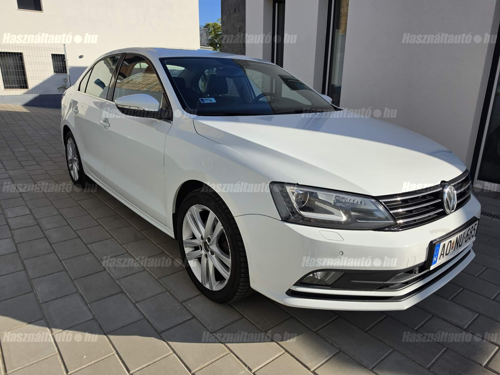 VOLKSWAGEN JETTA 2016/3 - 1