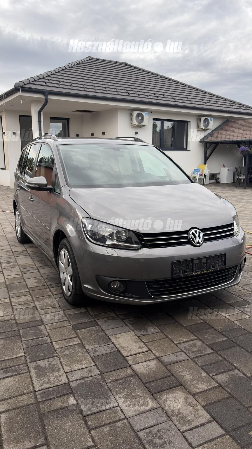 VOLKSWAGEN TOURAN 2010/9 - 1