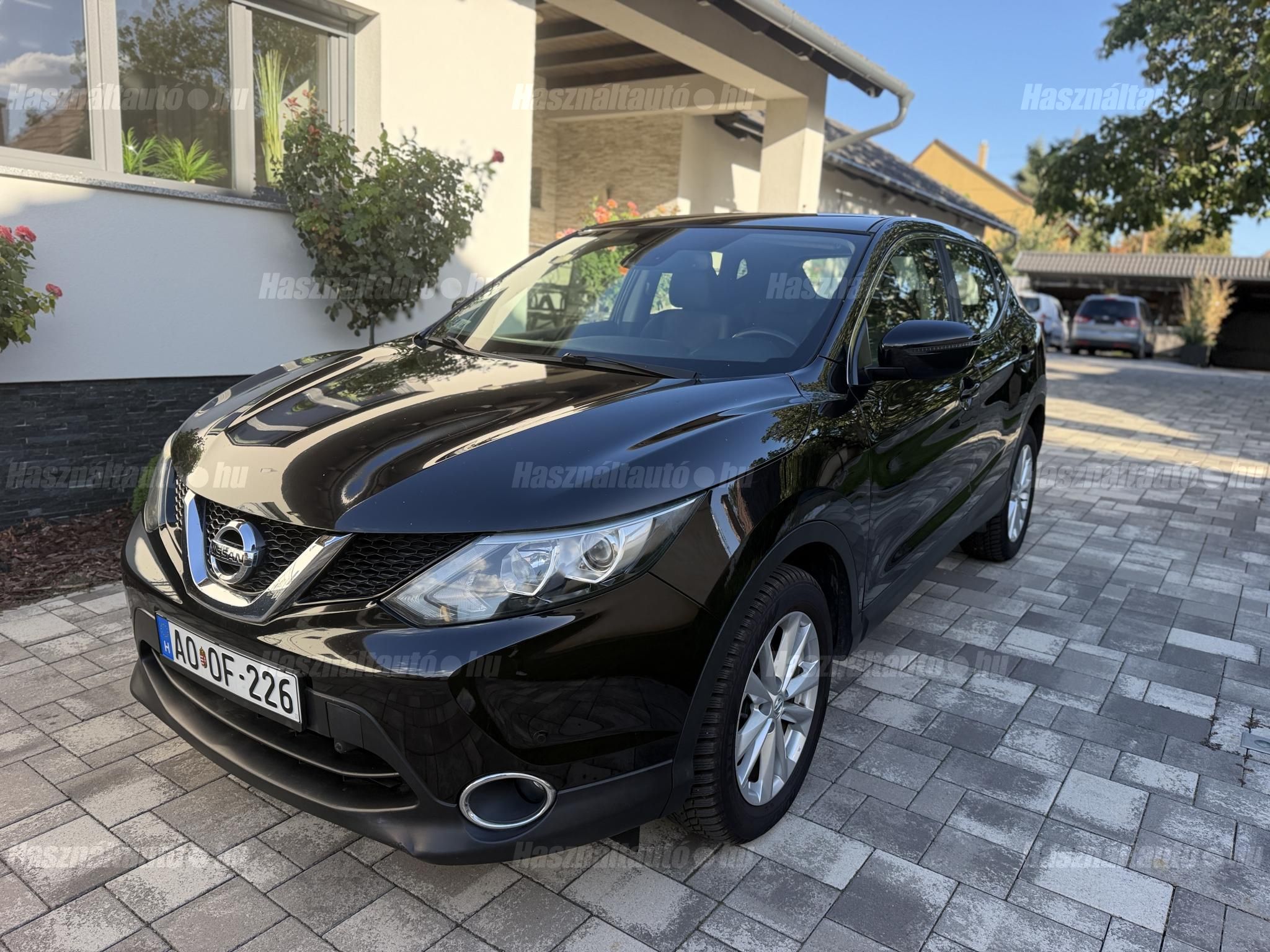 NISSAN QASHQAI 2016/12 - 1