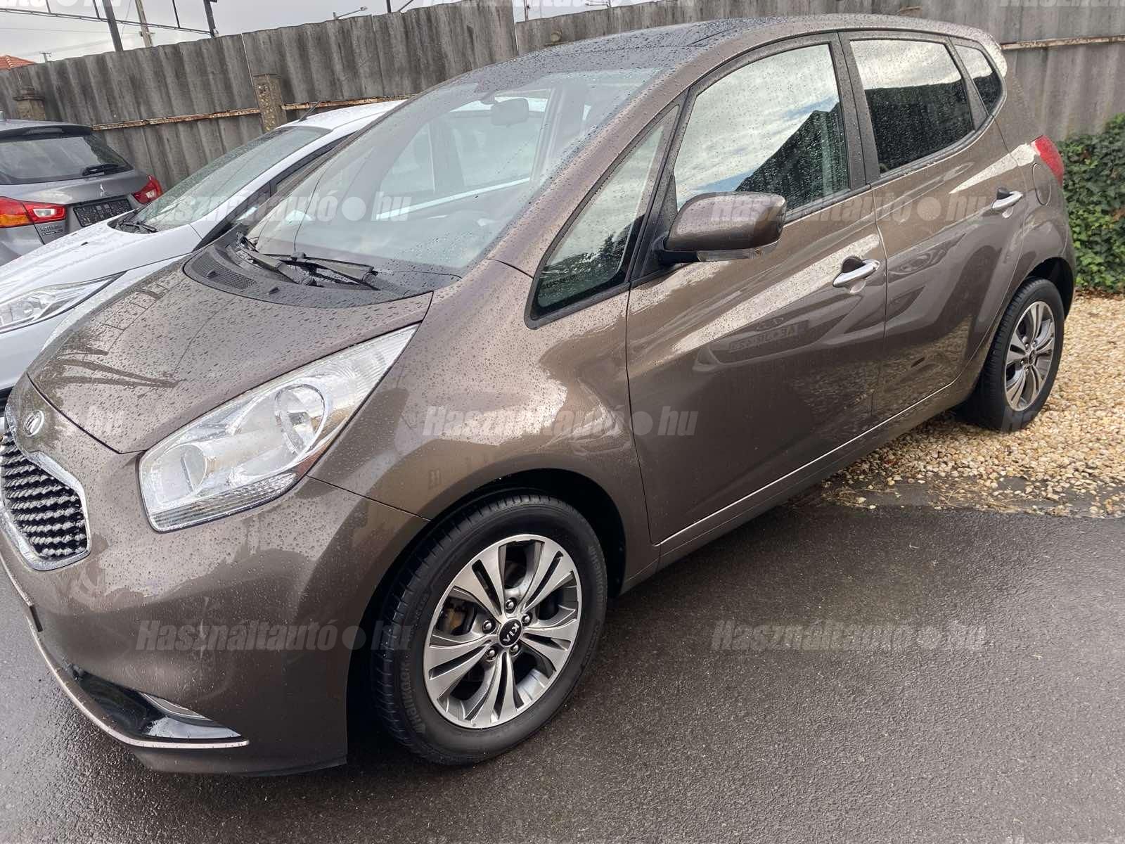 KIA VENGA 2016/8 - 1