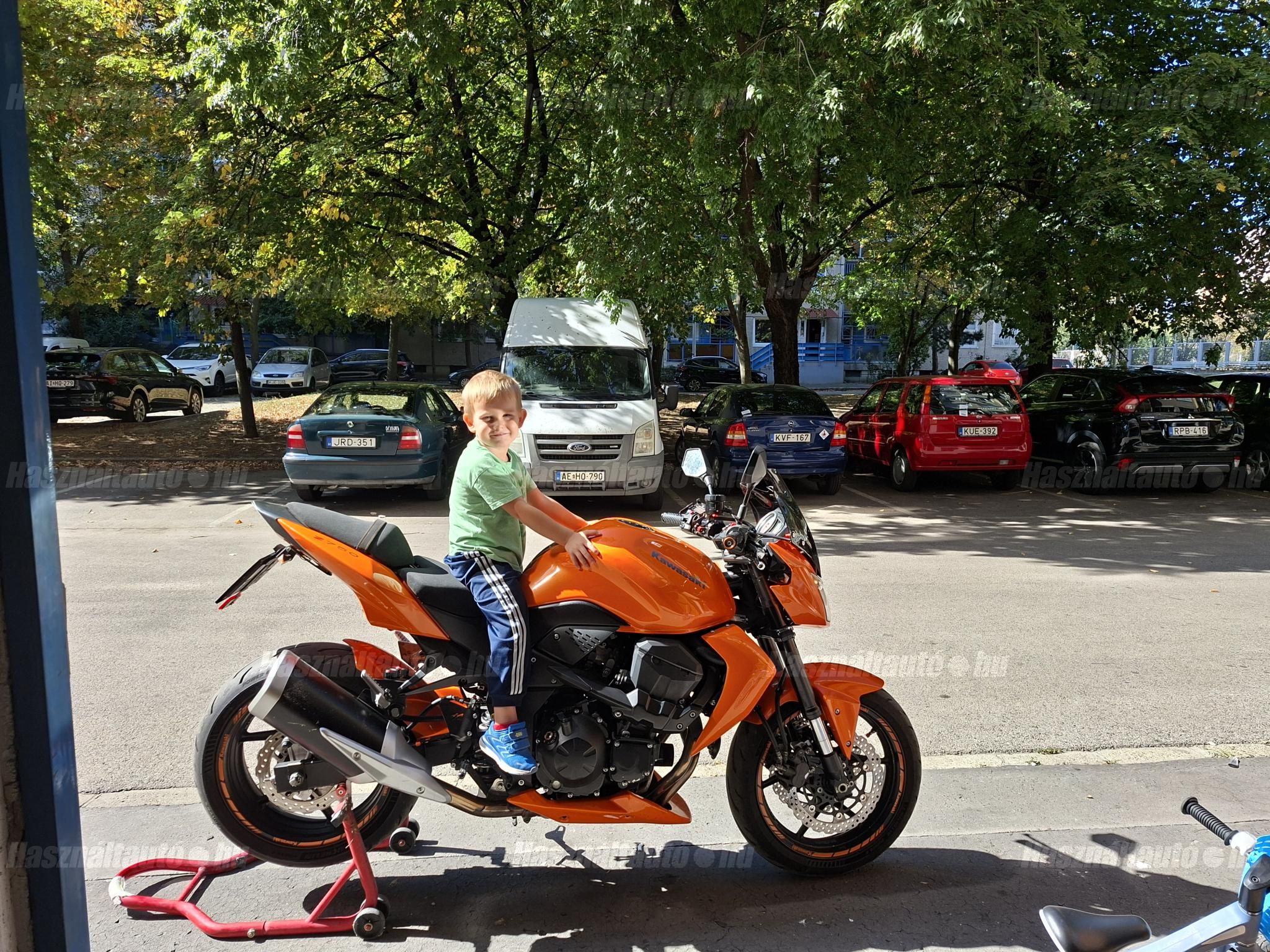 KAWASAKI Z 750 2008 - 1