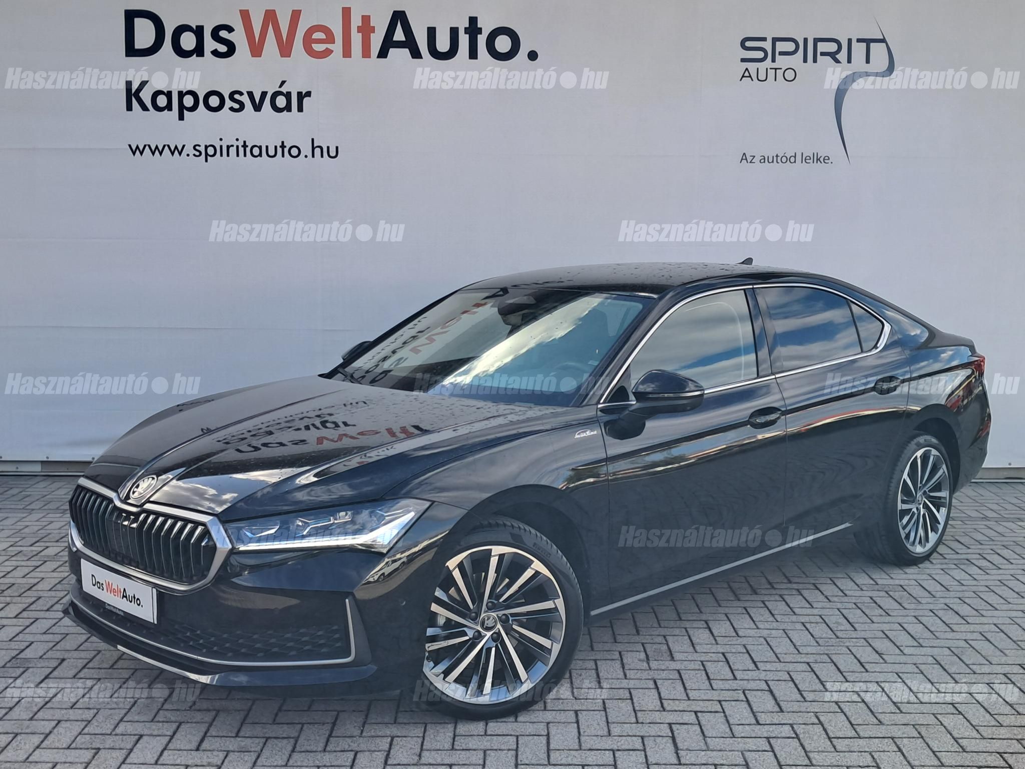 SKODA SUPERB 2025/9 - 1
