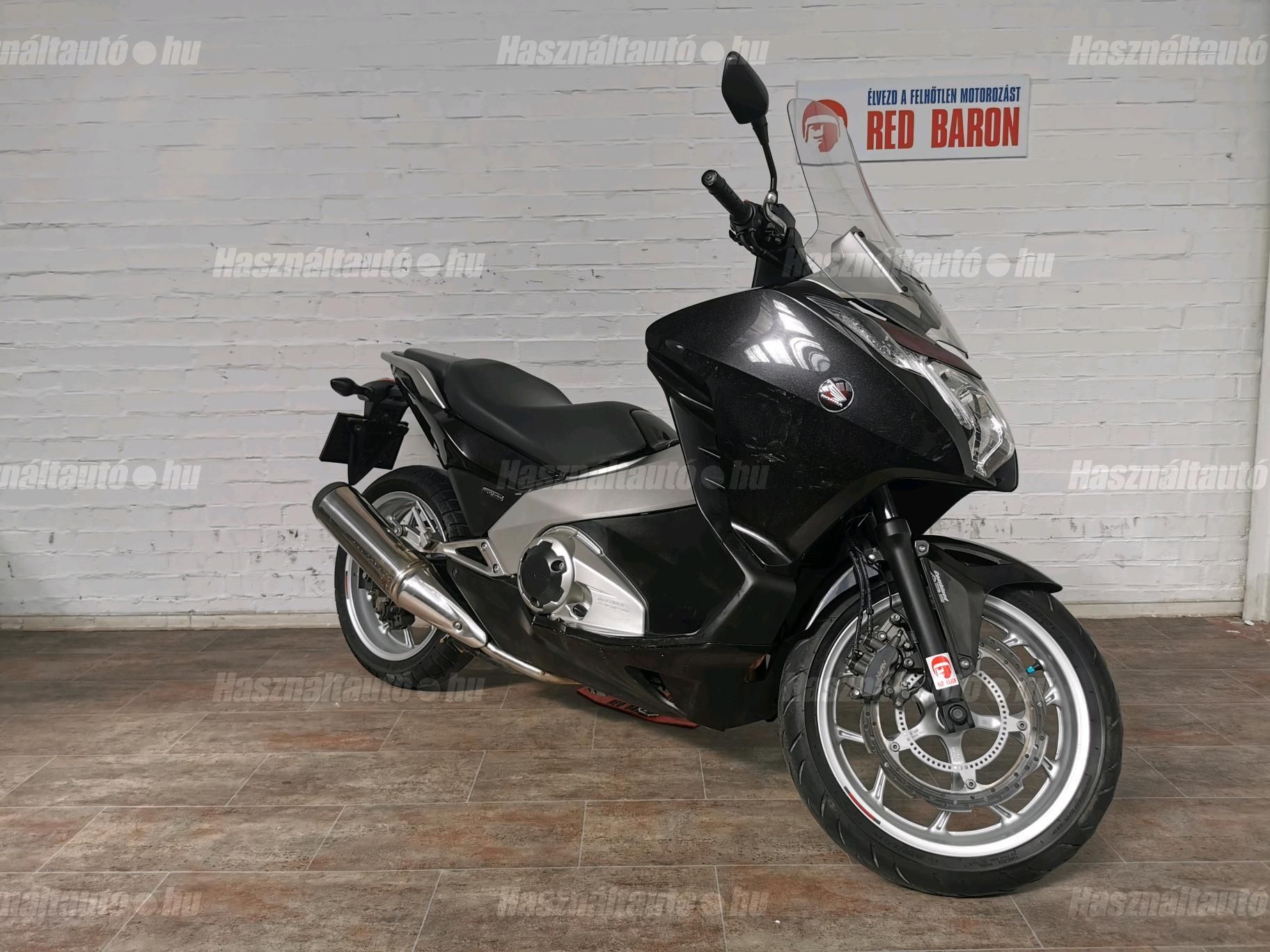 HONDA NC 700 D 2012 - 1