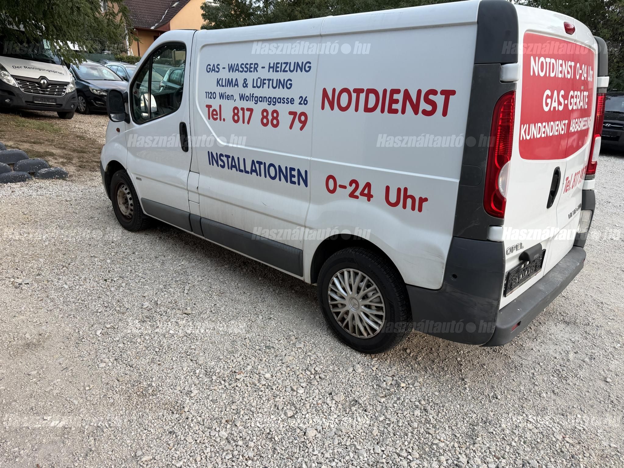 OPEL VIVARO 2010/7 - 1
