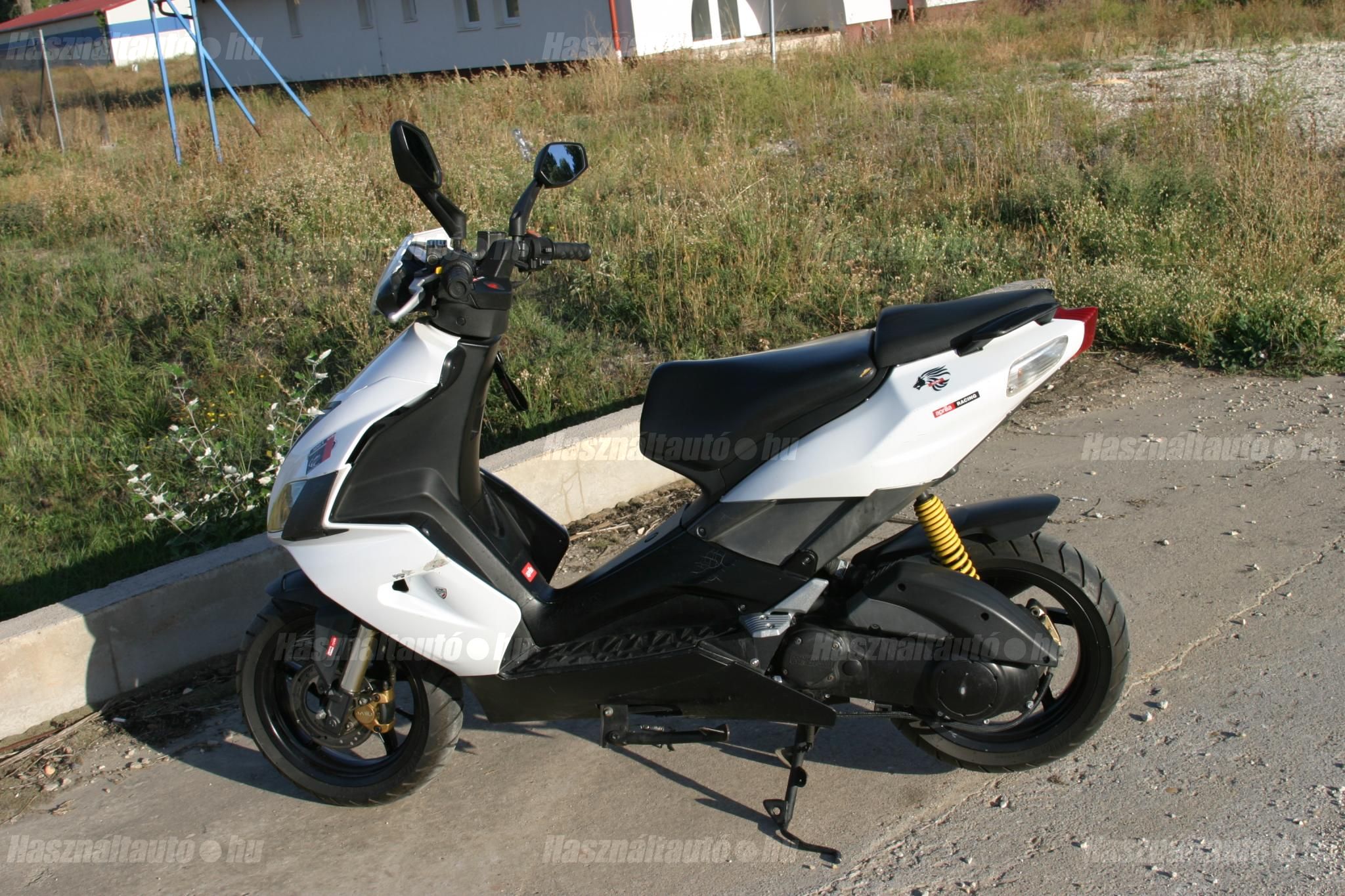 APRILIA SR 50 2010/9 - 1