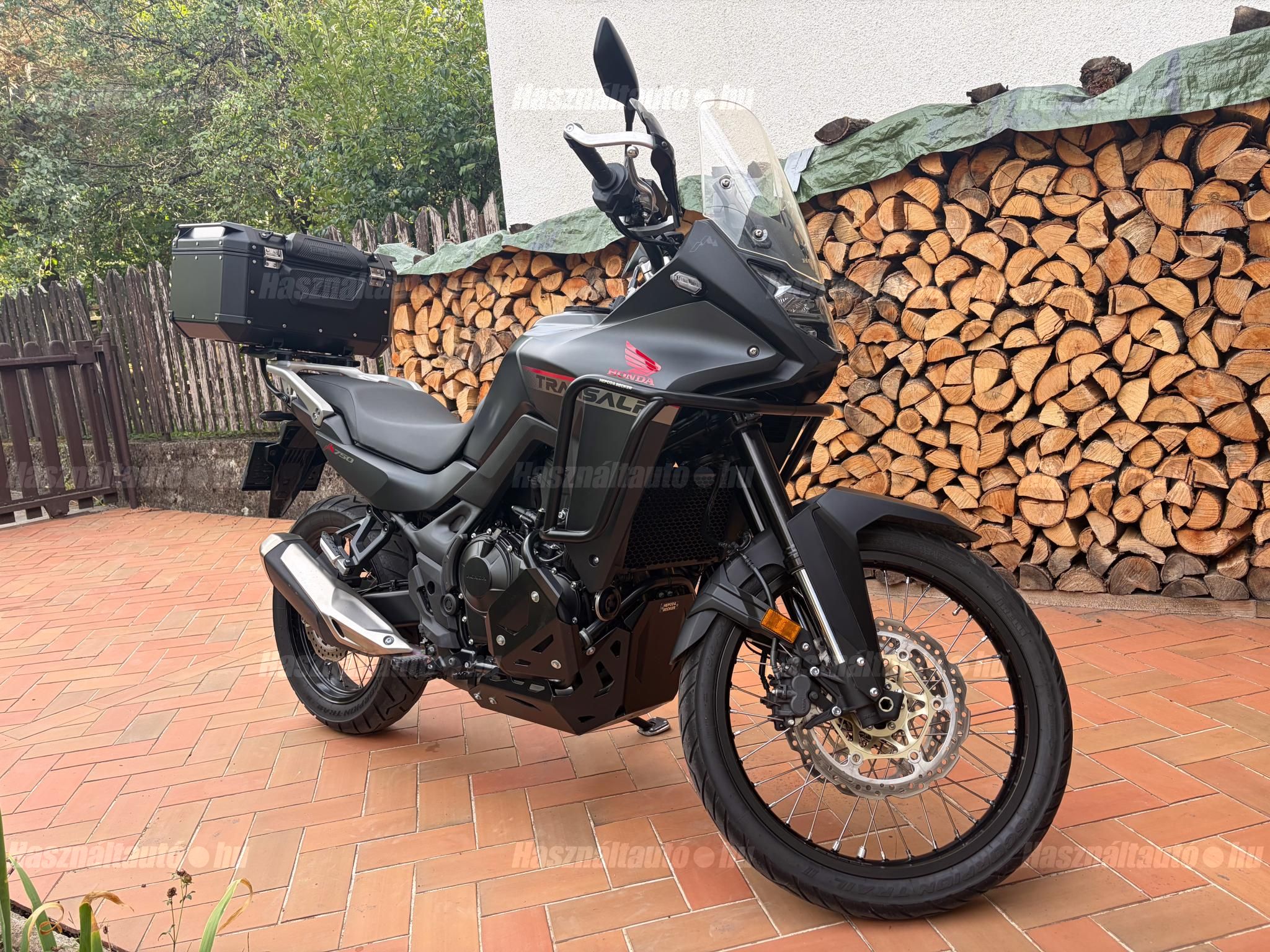 HONDA XL 750 2023/10 - 1