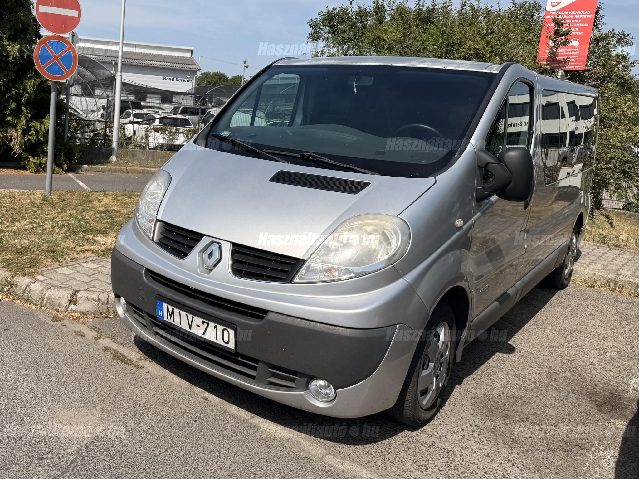 RENAULT TRAFIC 2011/4 - 1