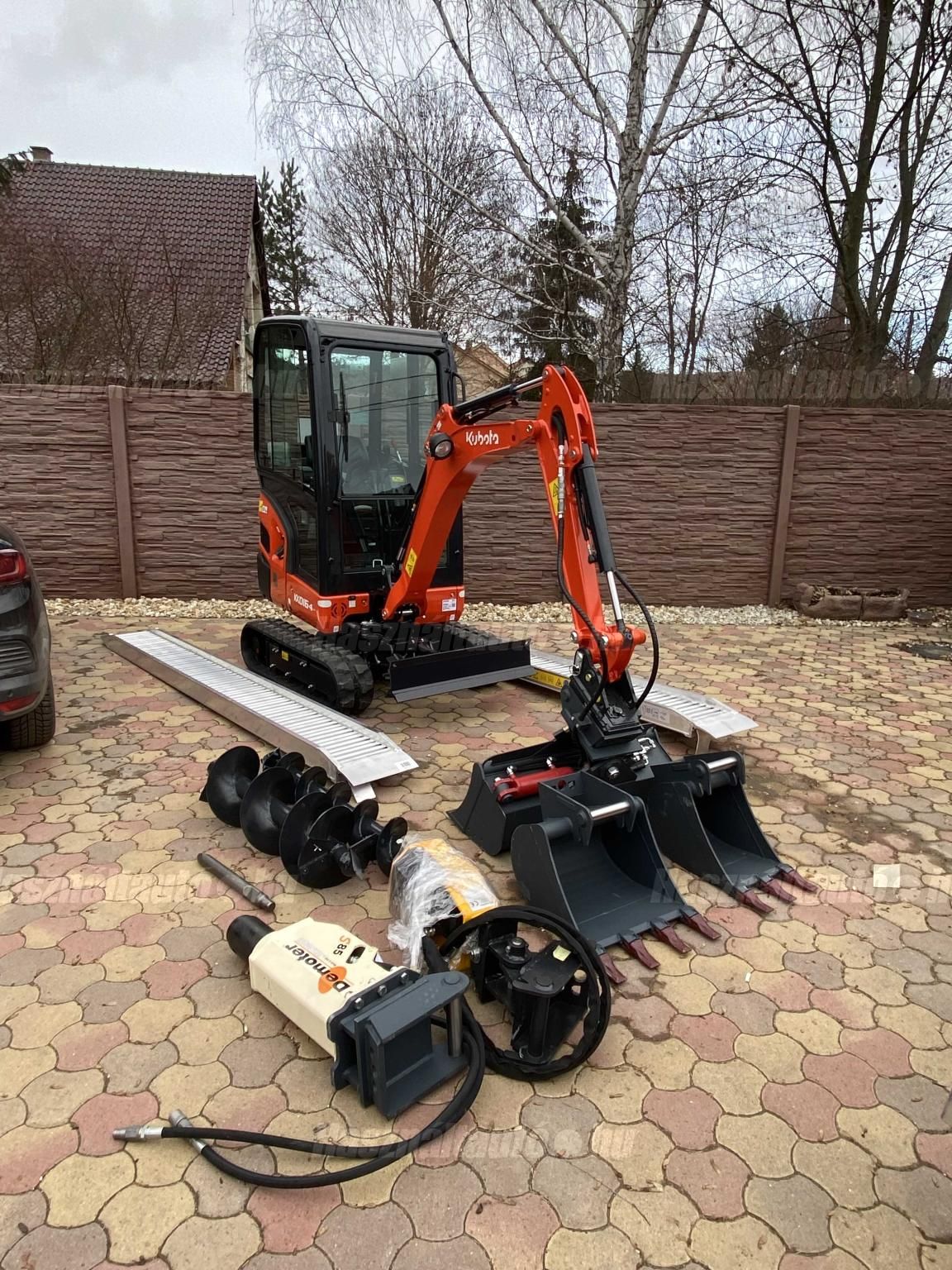 KUBOTA 2023/6 - 1