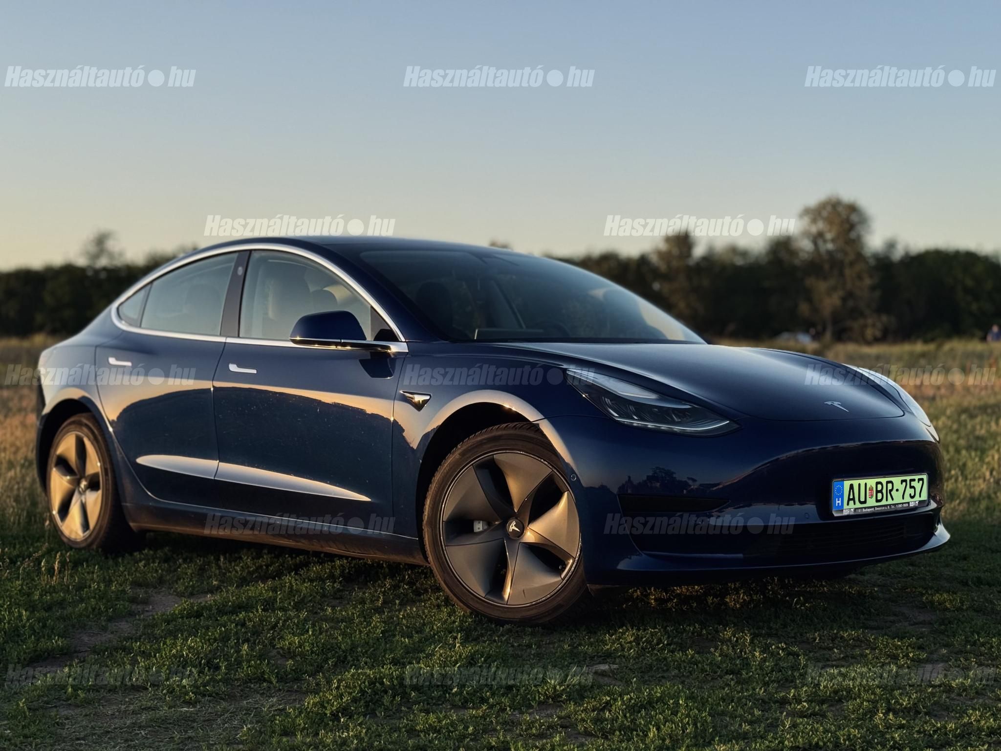 TESLA MODEL 3 2019/12 - 1