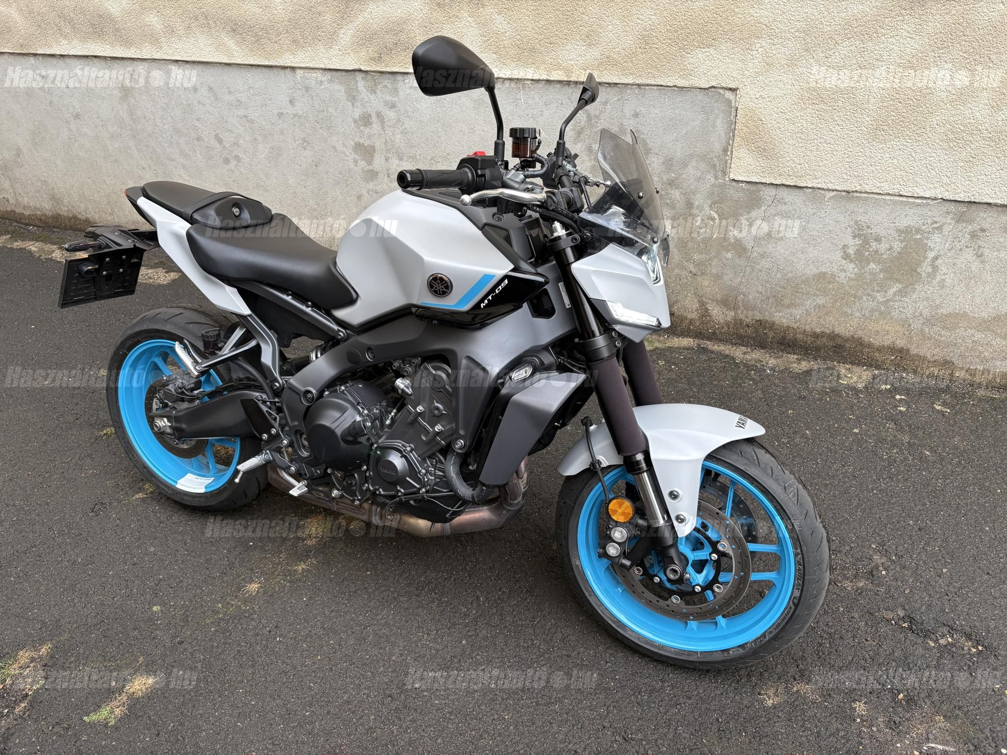 YAMAHA MT-09 2025/12 - 1