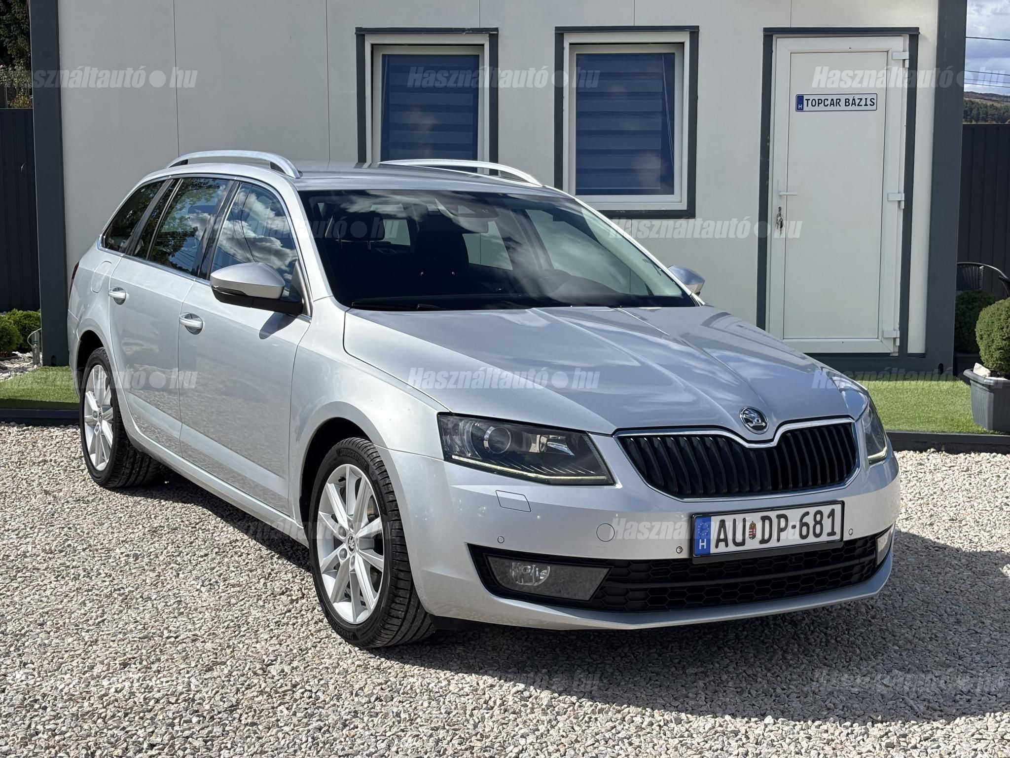 SKODA OCTAVIA 2014/10 - 1