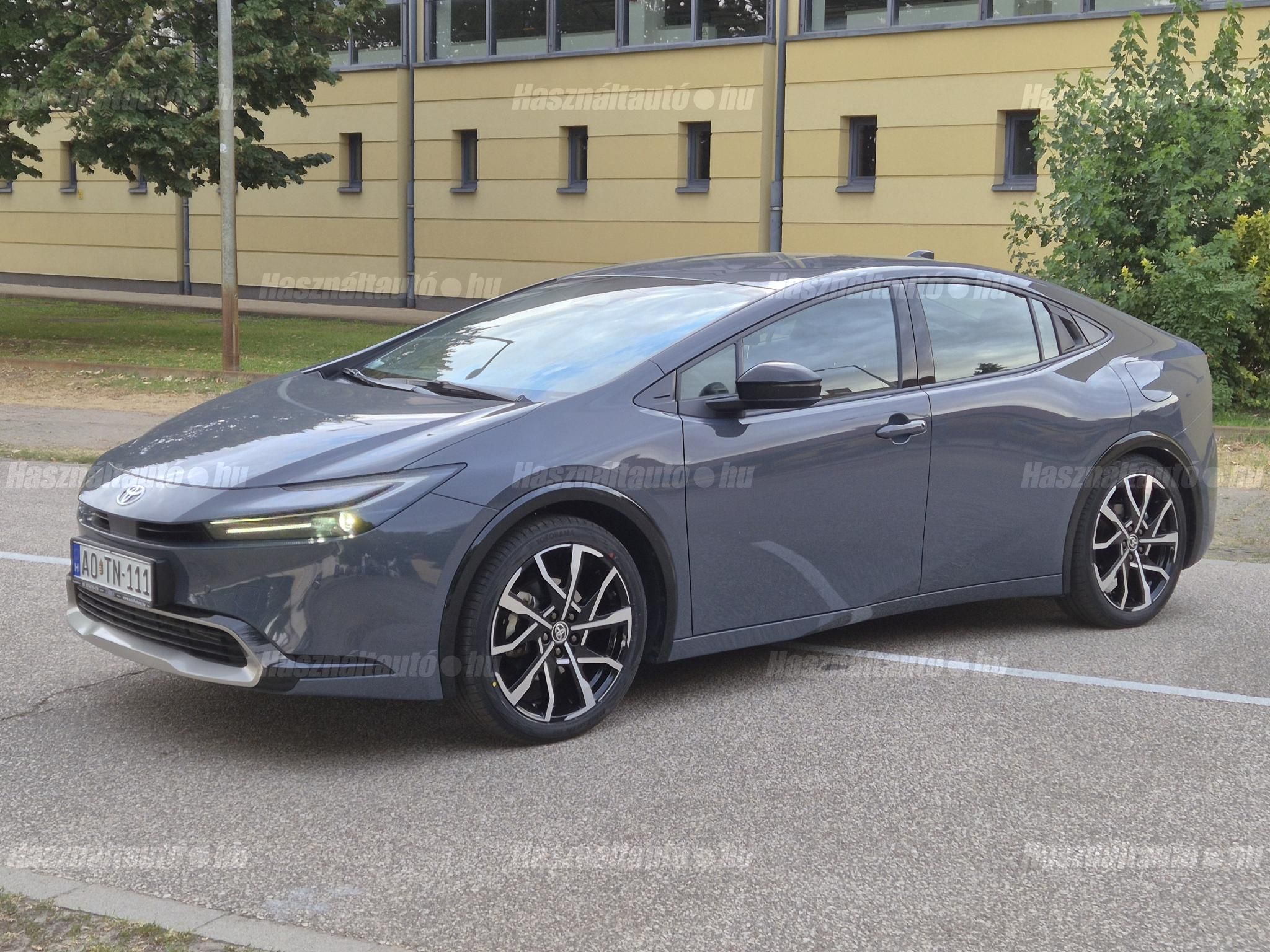 TOYOTA PRIUS 2025/5 - 1