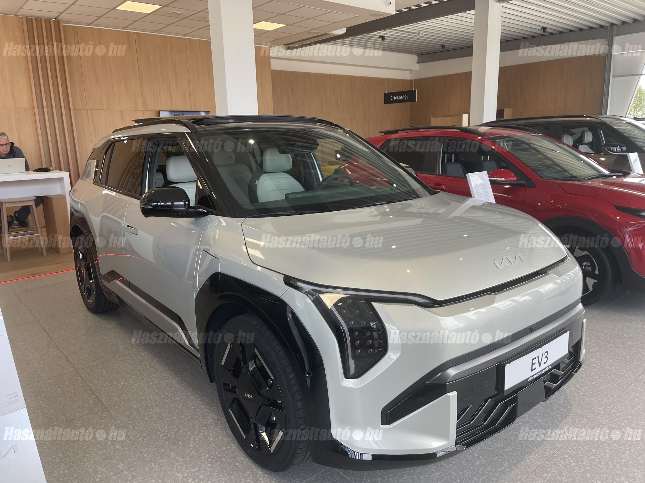 KIA EV3 2026/10 - 1