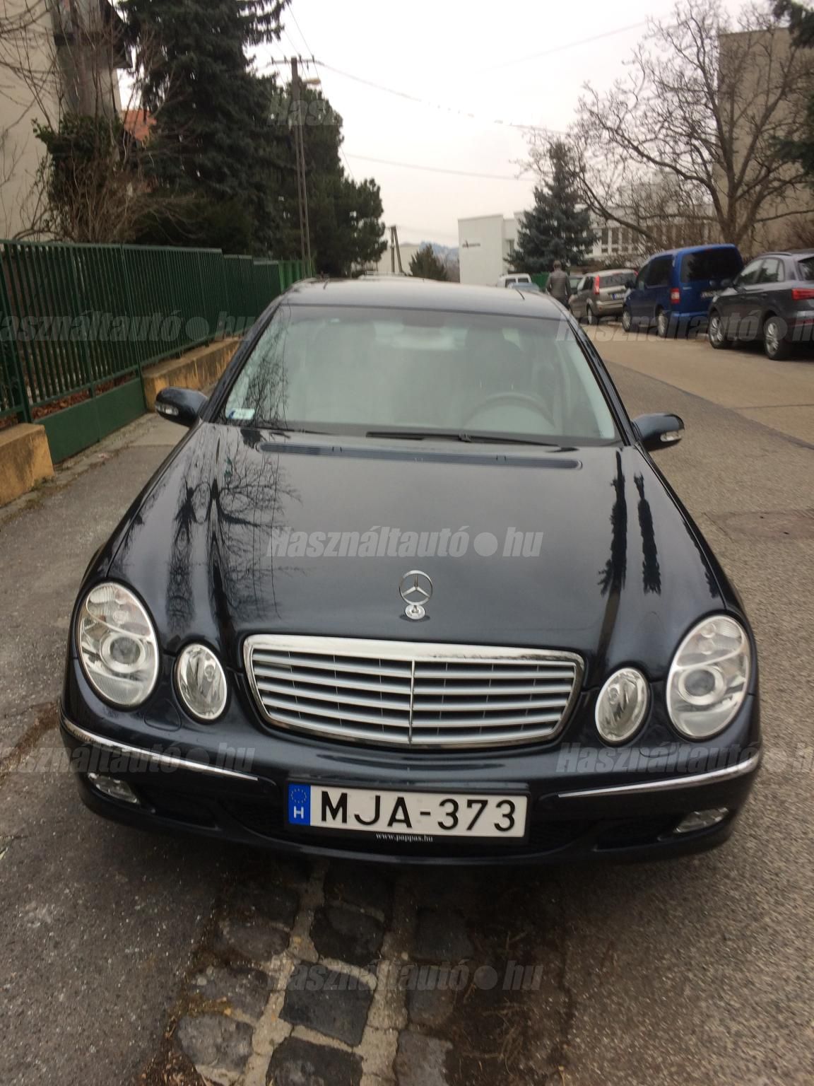 MERCEDES-BENZ E 320 2002/7 - 1