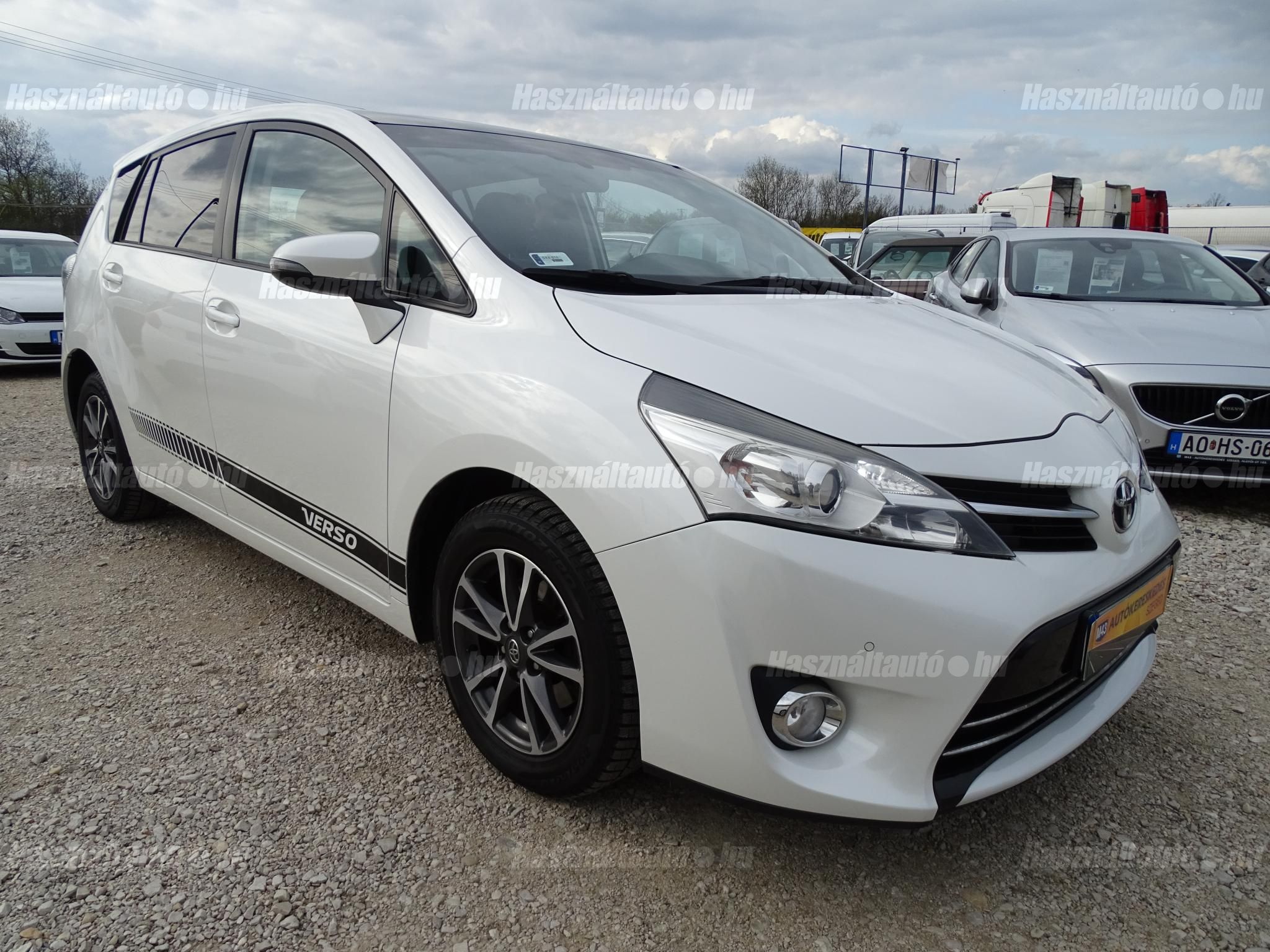 TOYOTA VERSO 2014/5 - 1