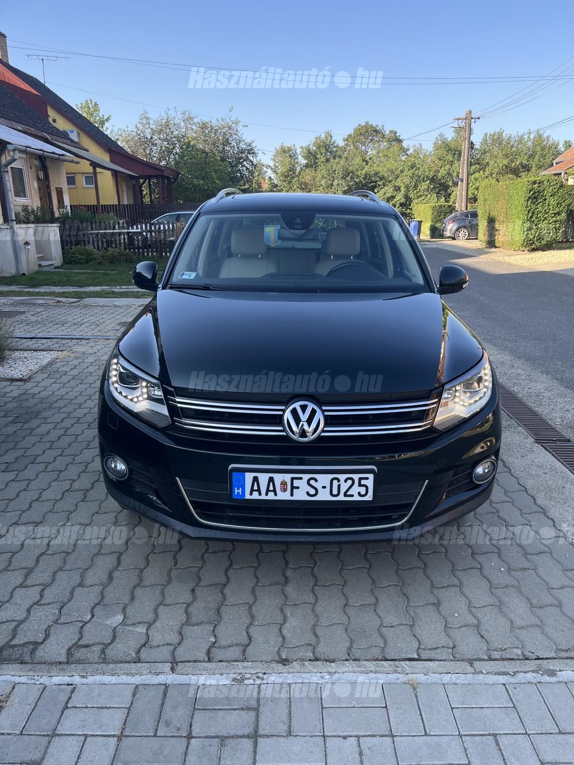 VOLKSWAGEN TIGUAN 2012 - 1