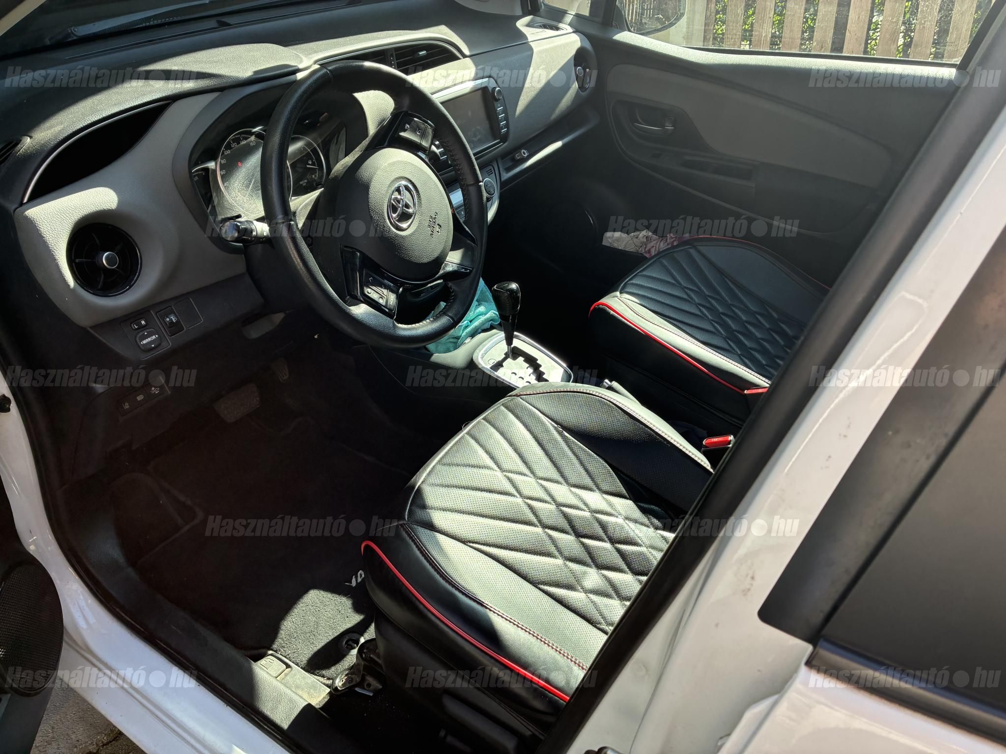 TOYOTA YARIS 2018/3 - 1