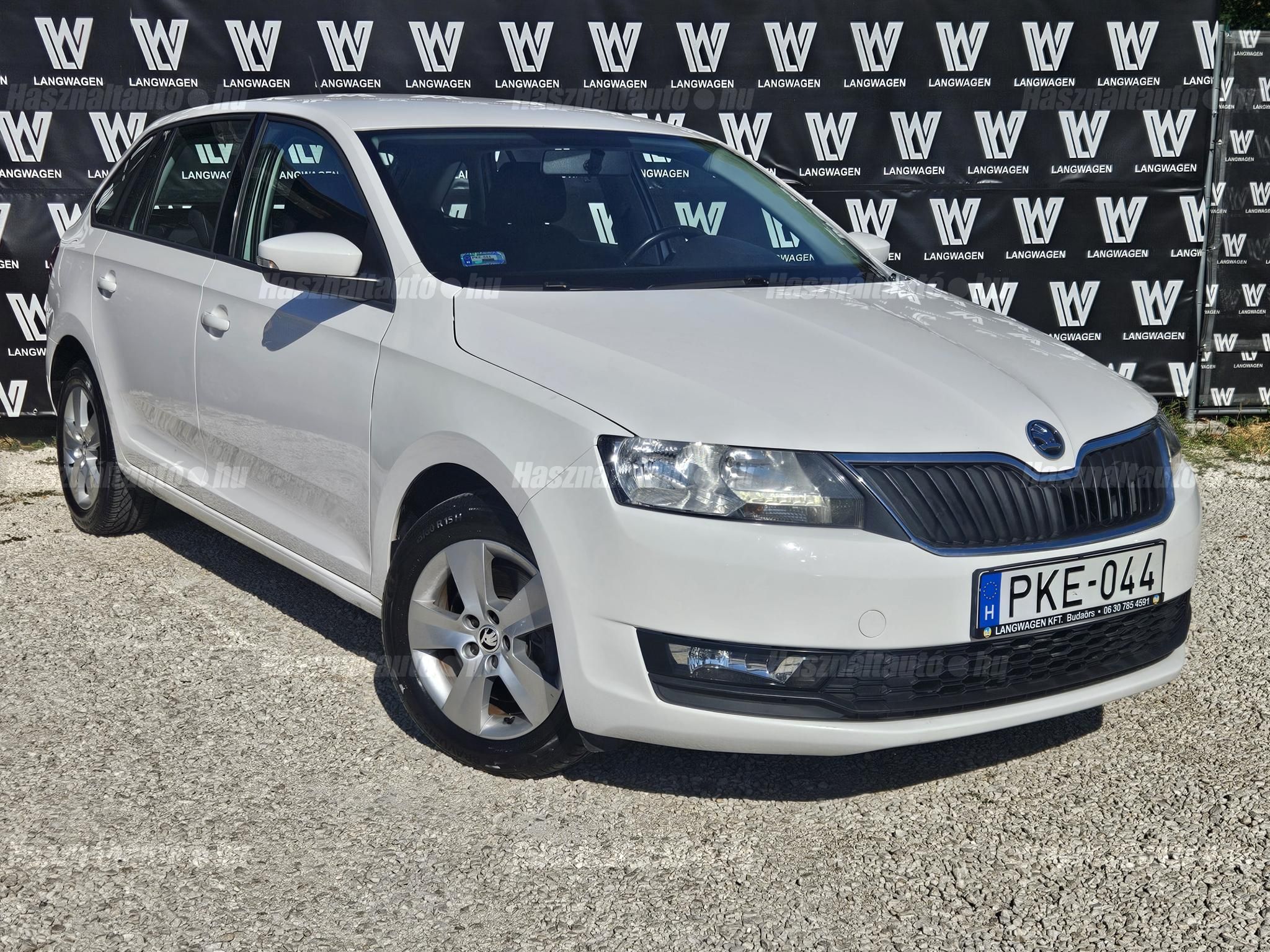 SKODA RAPID 2017 - 1