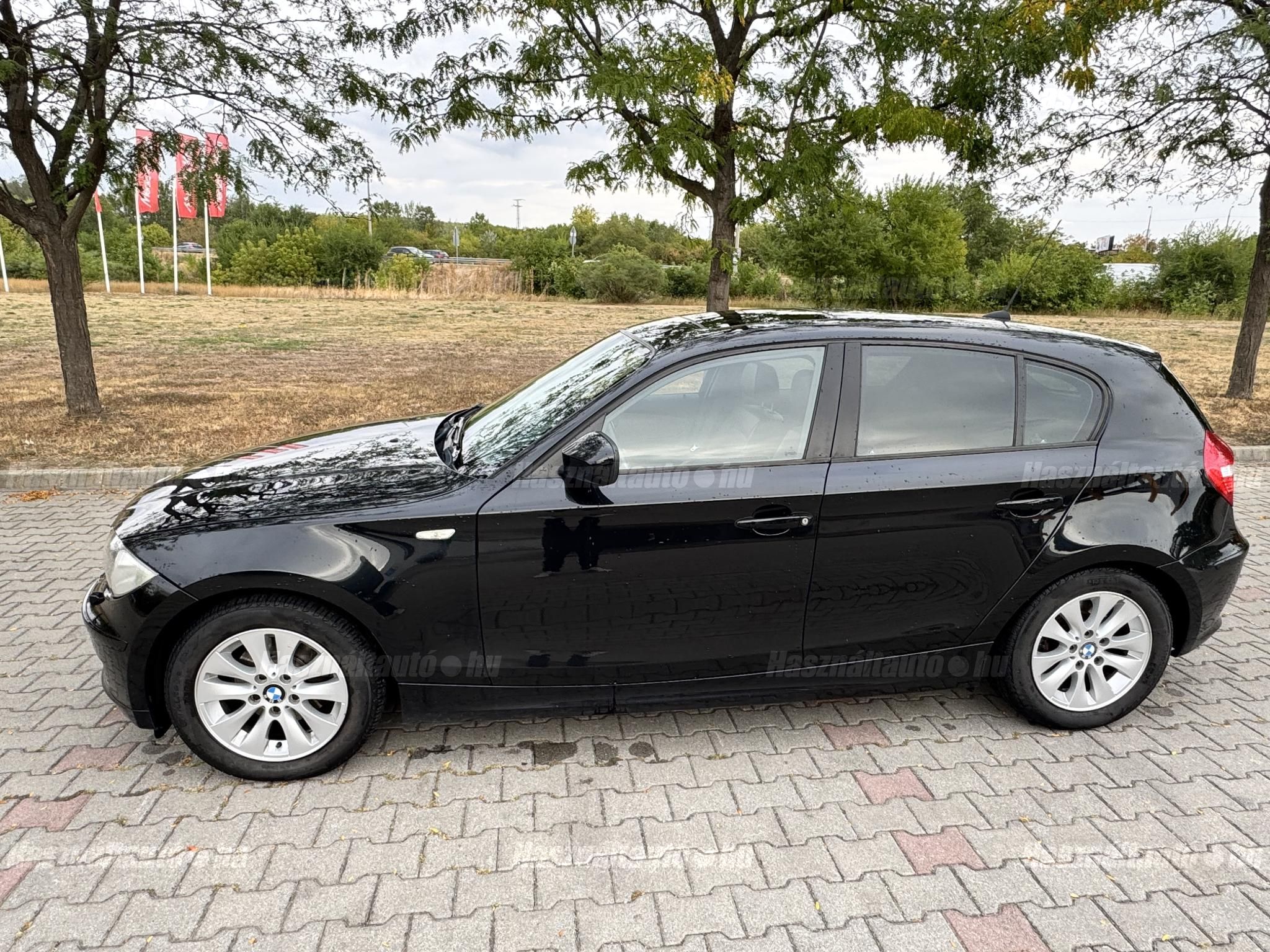 BMW 120 2010/7 - 1