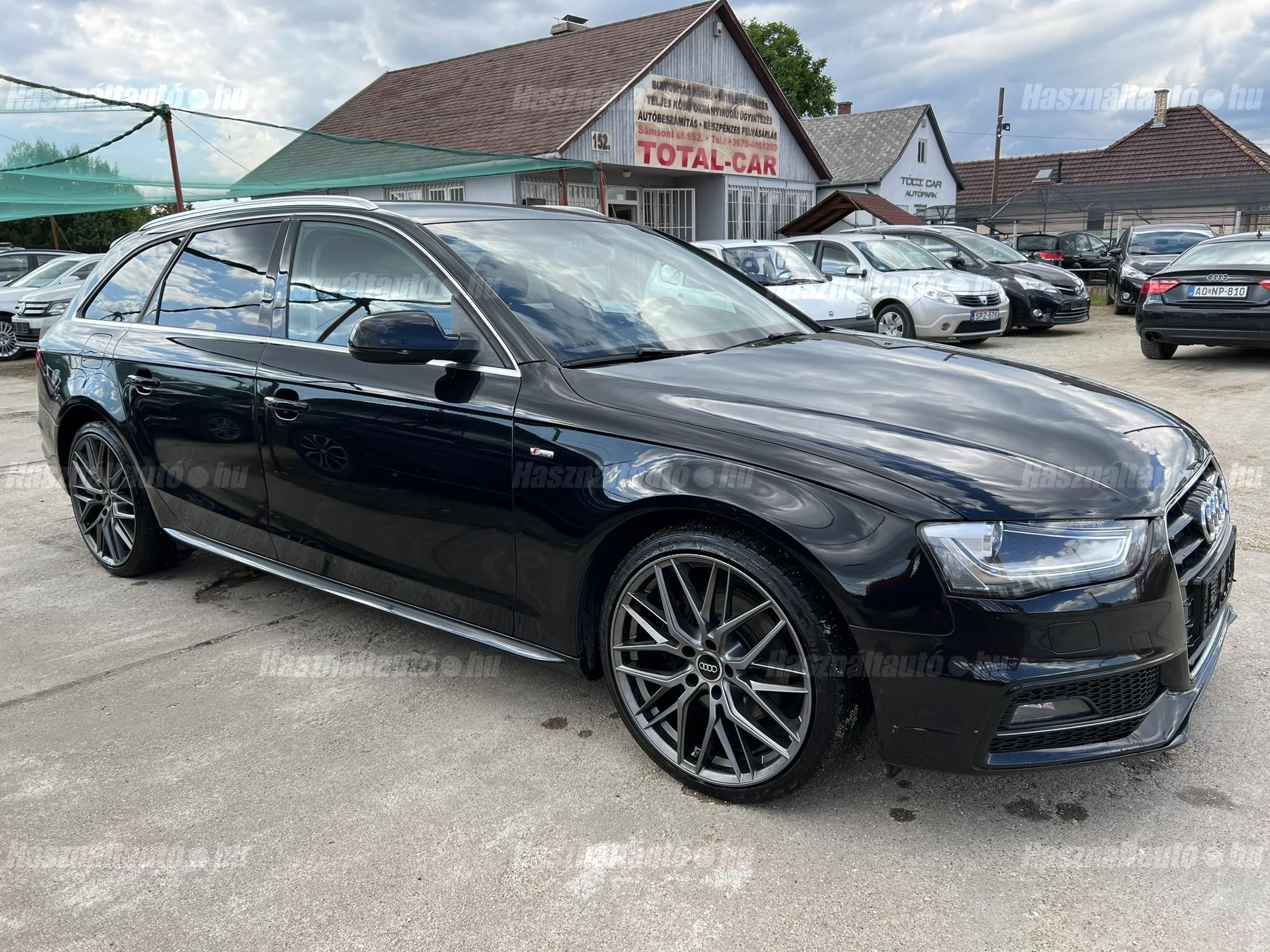 AUDI A4 2013/5 - 1