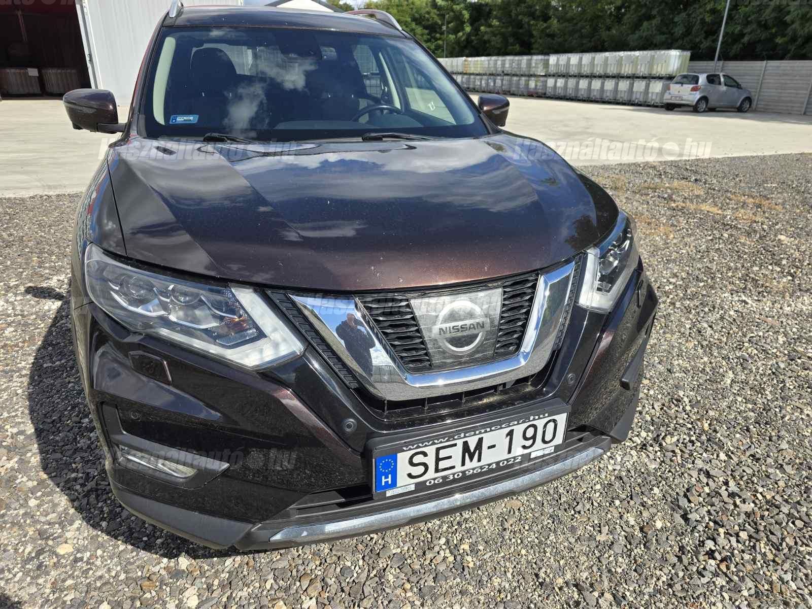 NISSAN X-TRAIL 2018/4 - 1