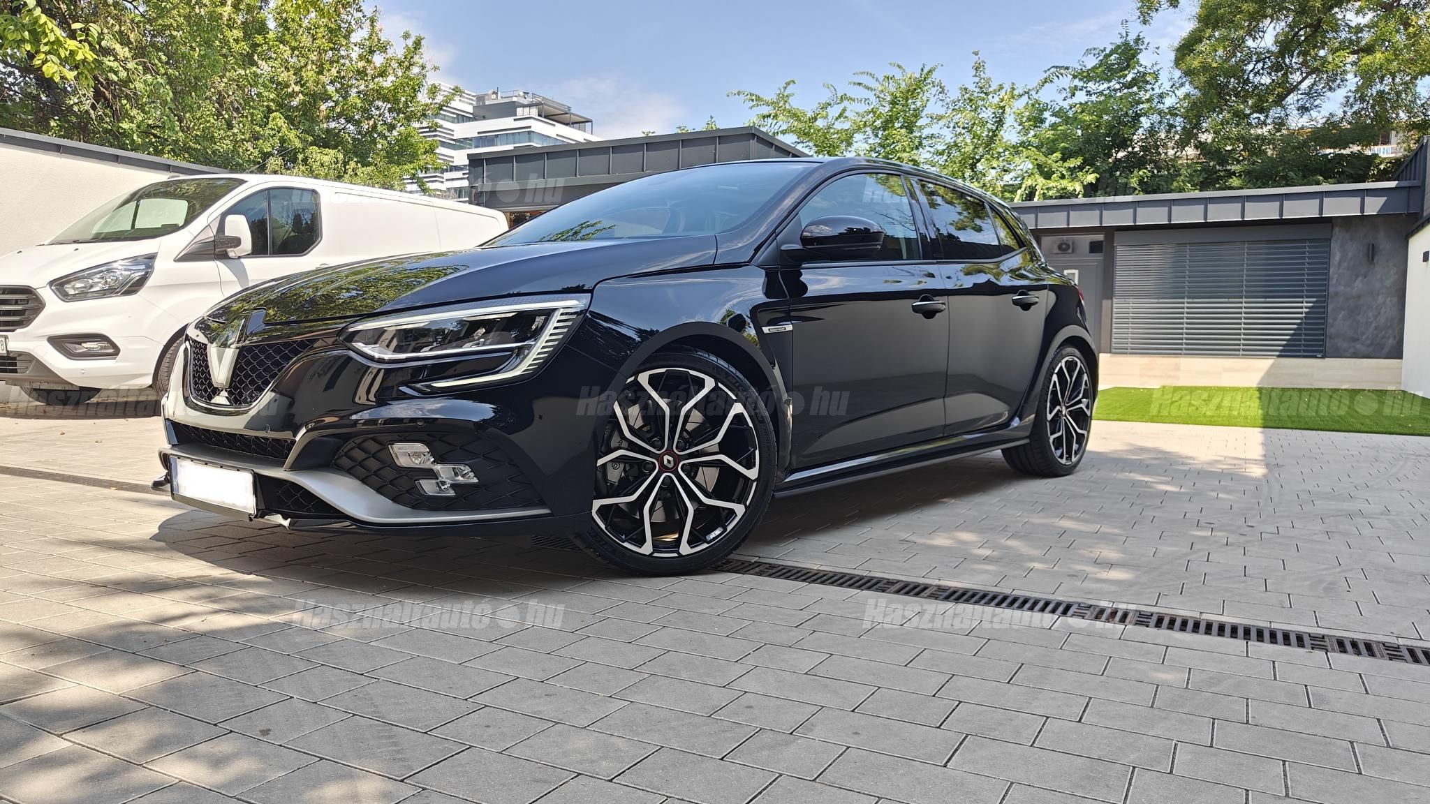 RENAULT MEGANE 2022/3 - 1