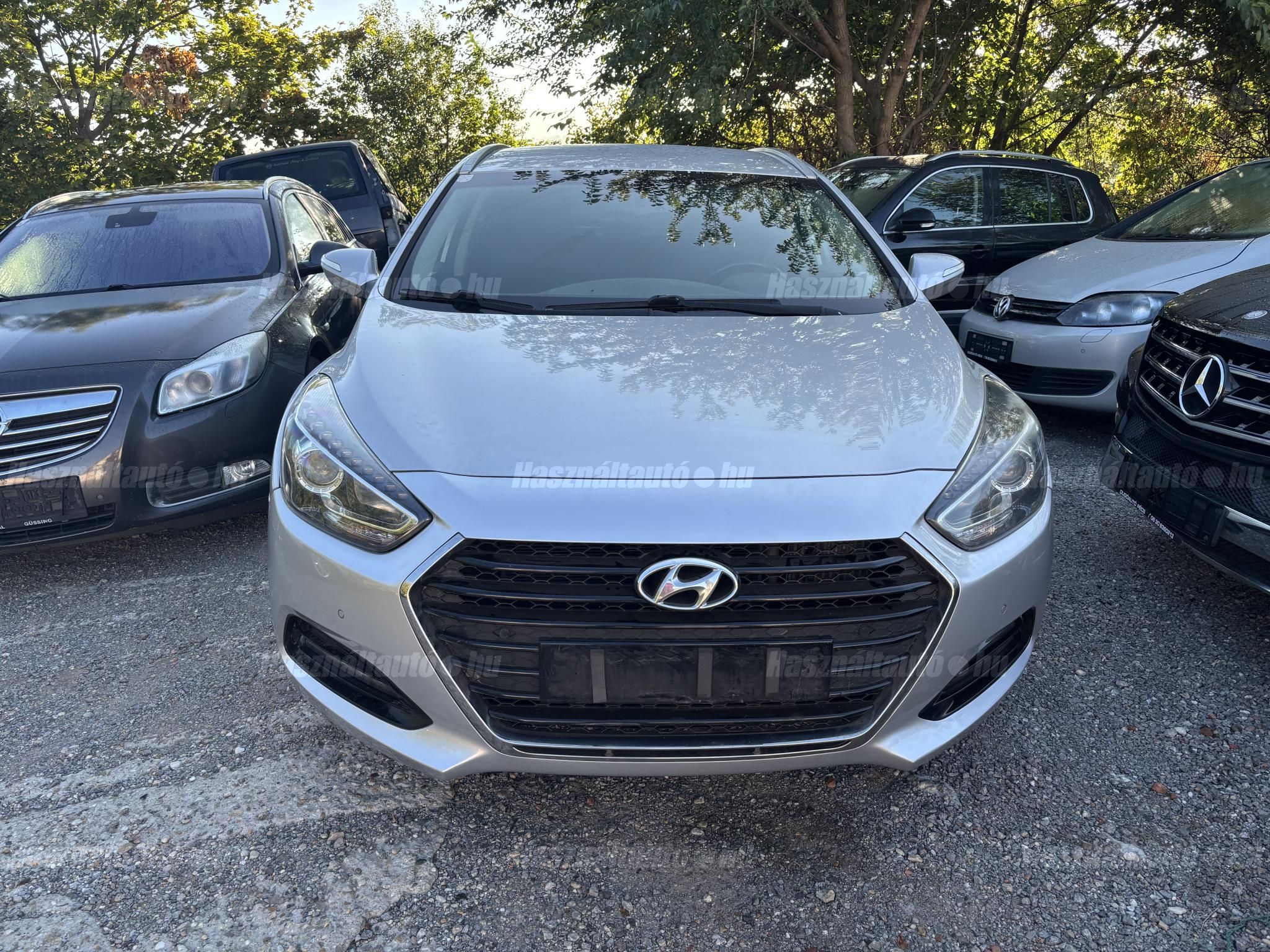 HYUNDAI I40 2016/8 - 1