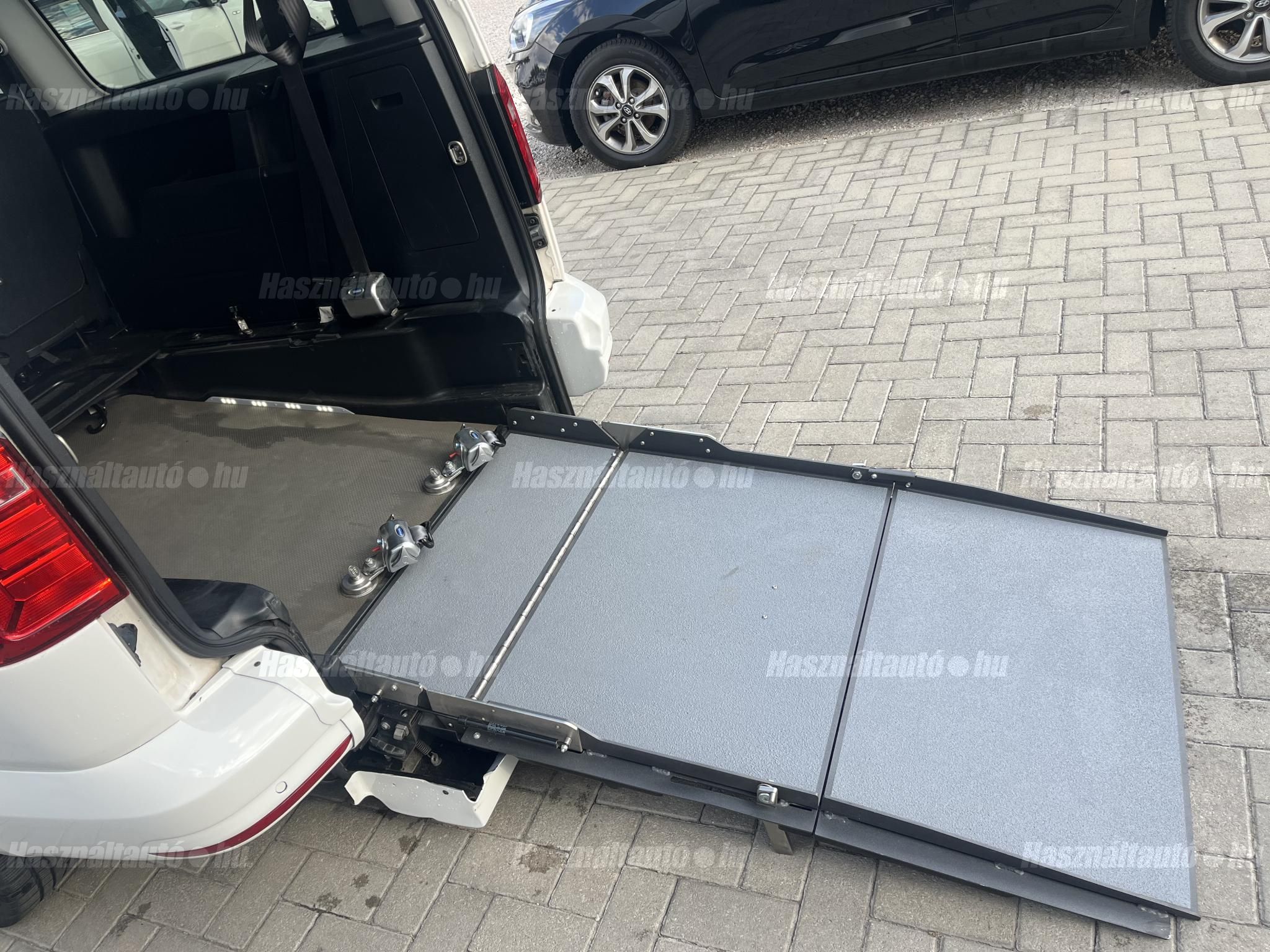 VOLKSWAGEN CADDY MAXI 2018/3 - 1