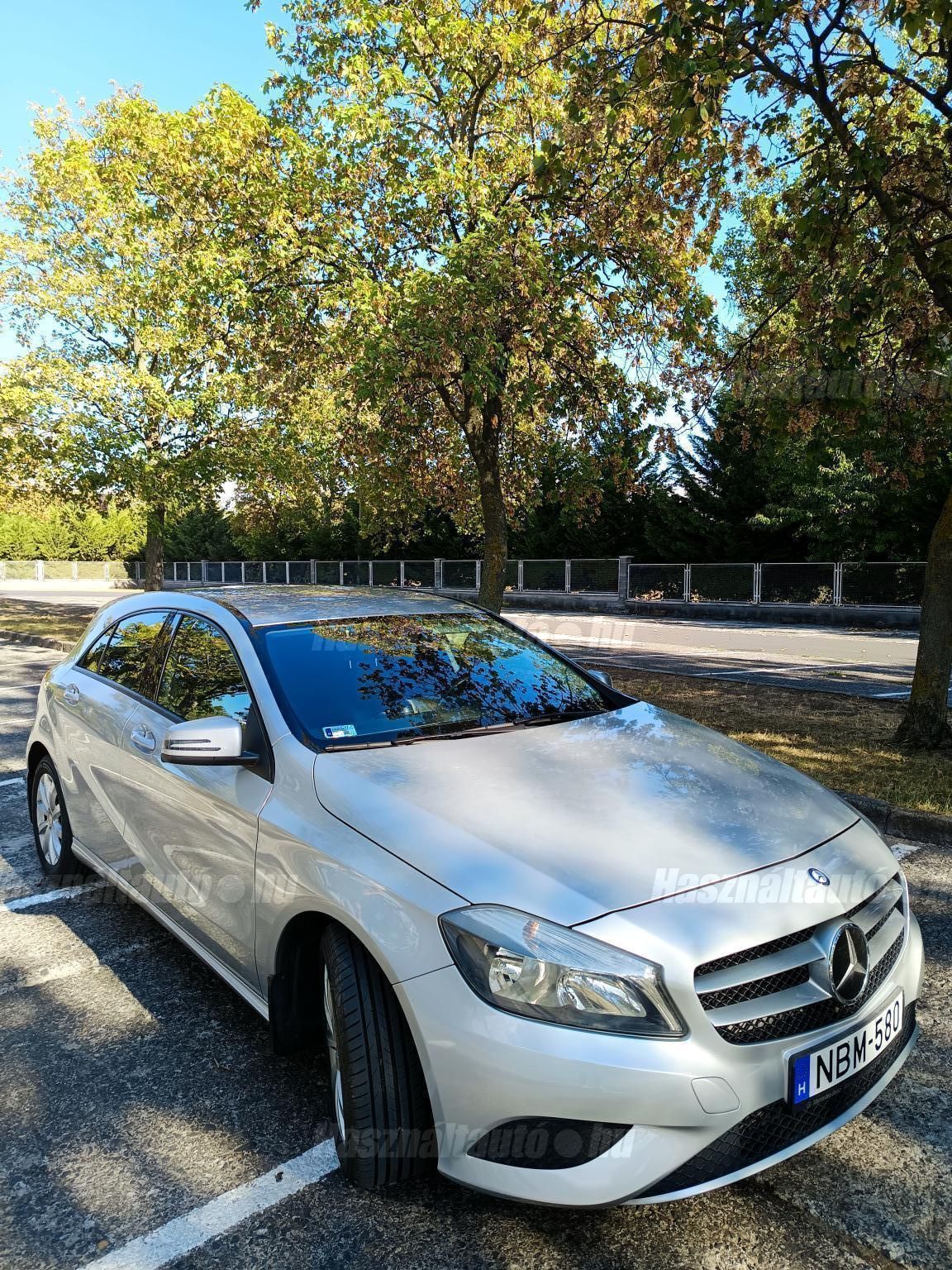 MERCEDES-BENZ A-OSZTÁLY 2013/6 - 1