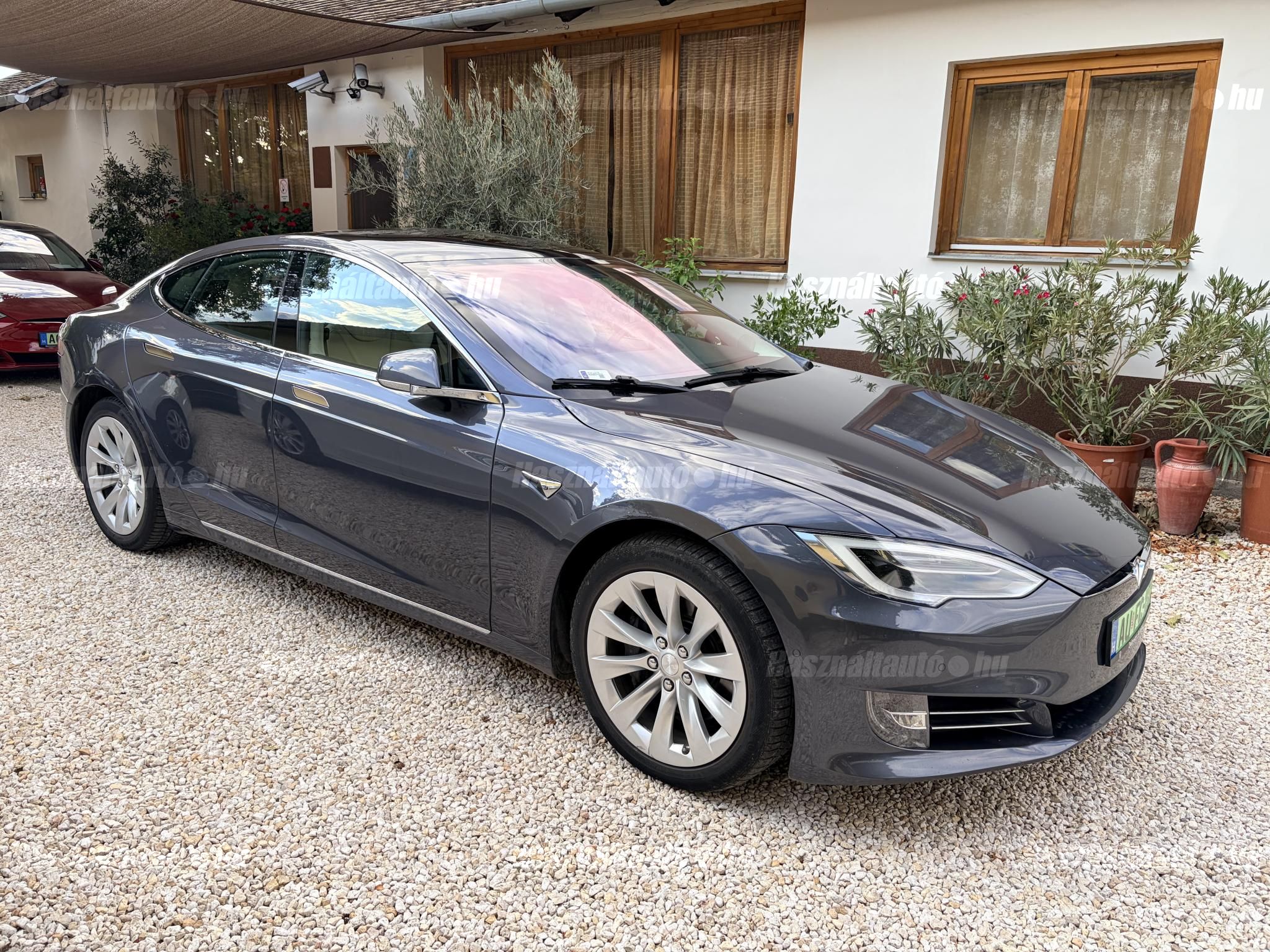 TESLA MODEL S 2017/12 - 1