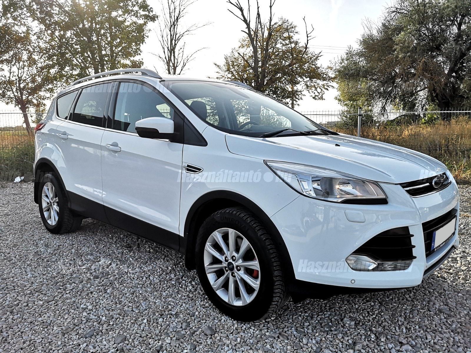 FORD KUGA 2015 - 1