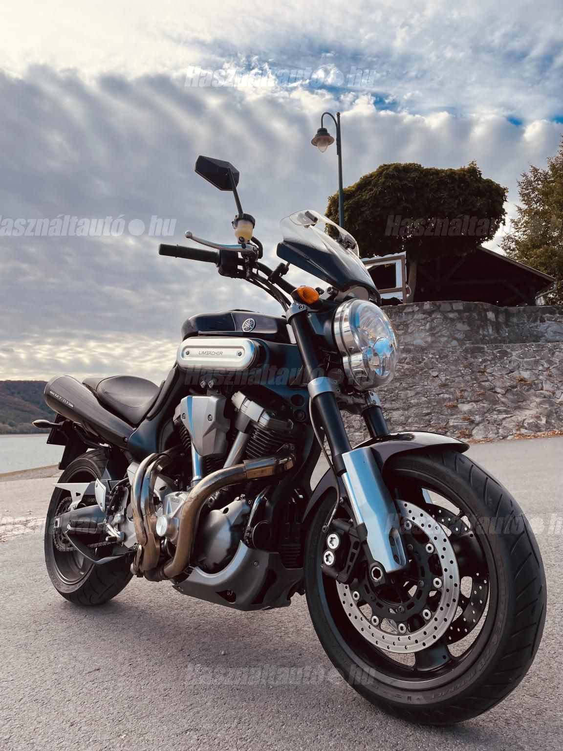 YAMAHA MT-01 2006/7 - 1