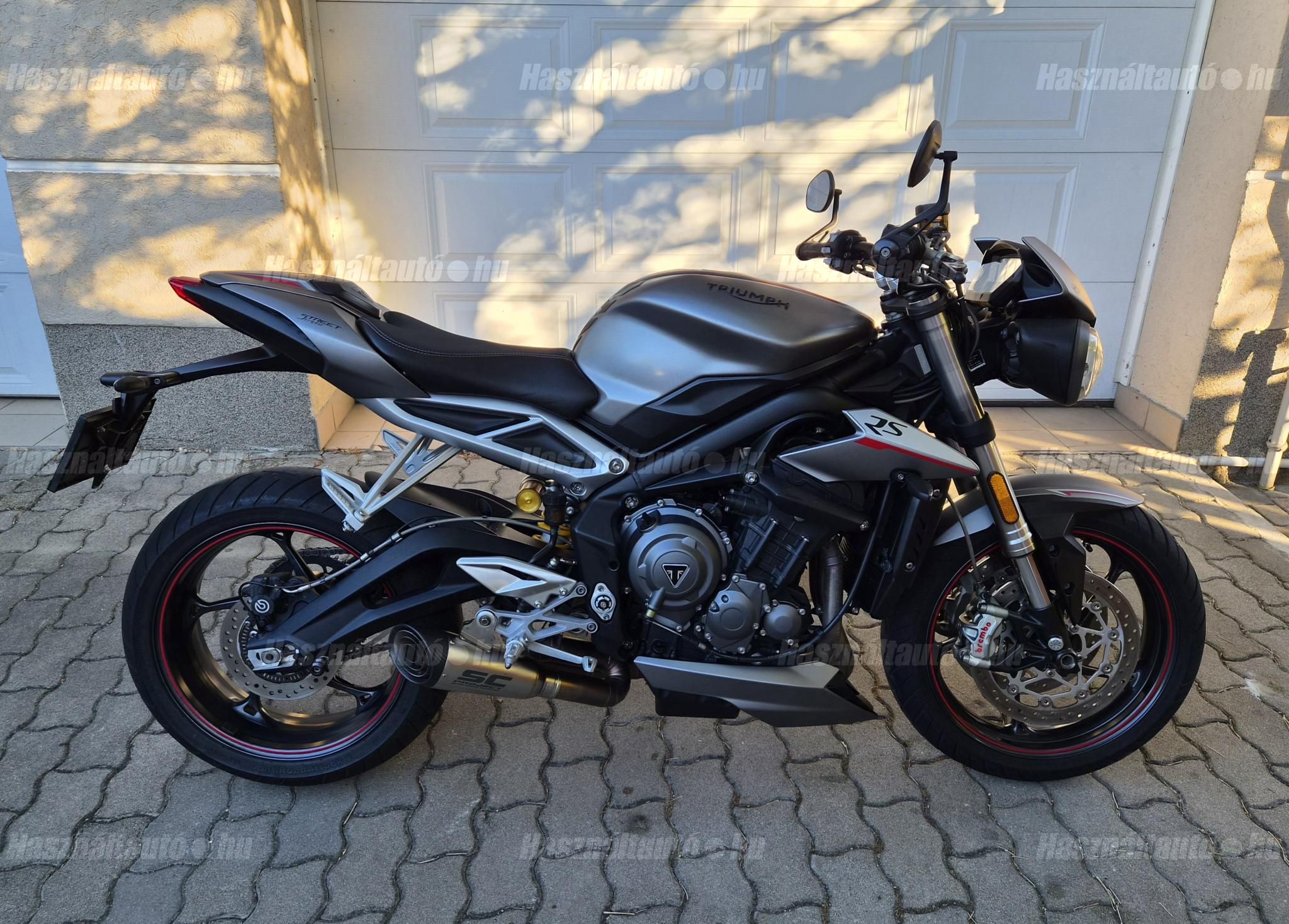 TRIUMPH STREET TRIPLE 2017/6 - 1