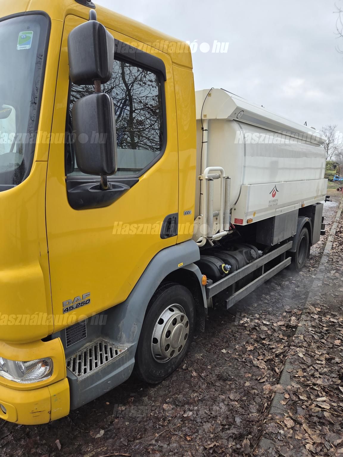 DAF 2011/8 - 1