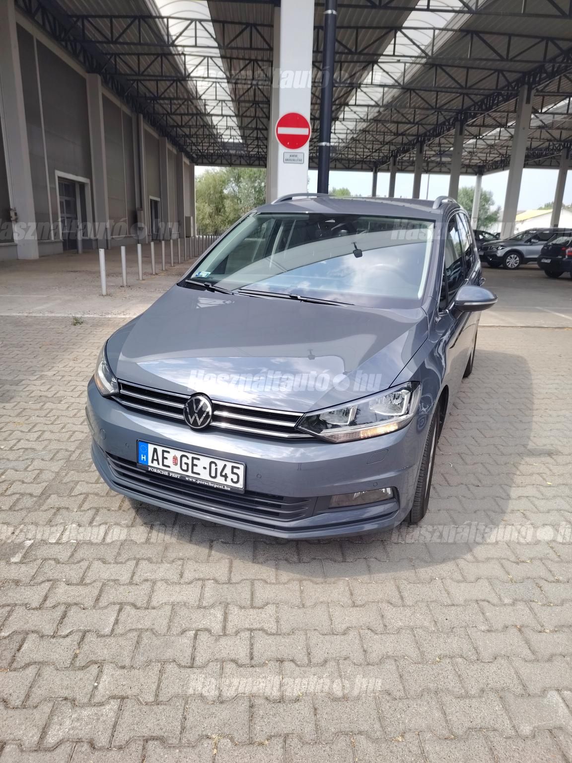 VOLKSWAGEN TOURAN 2023/10 - 1