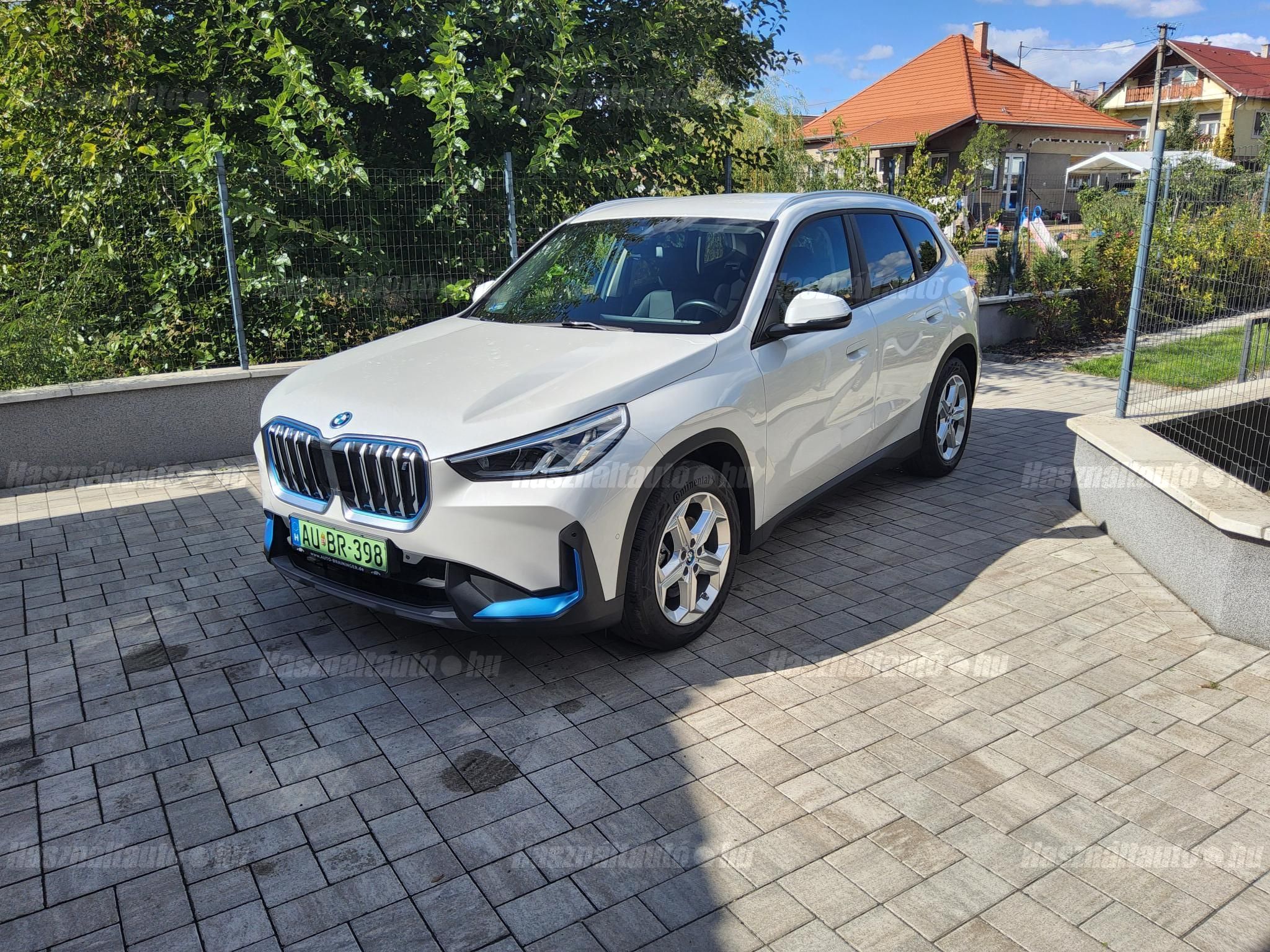 BMW IX1 2023/8 - 1