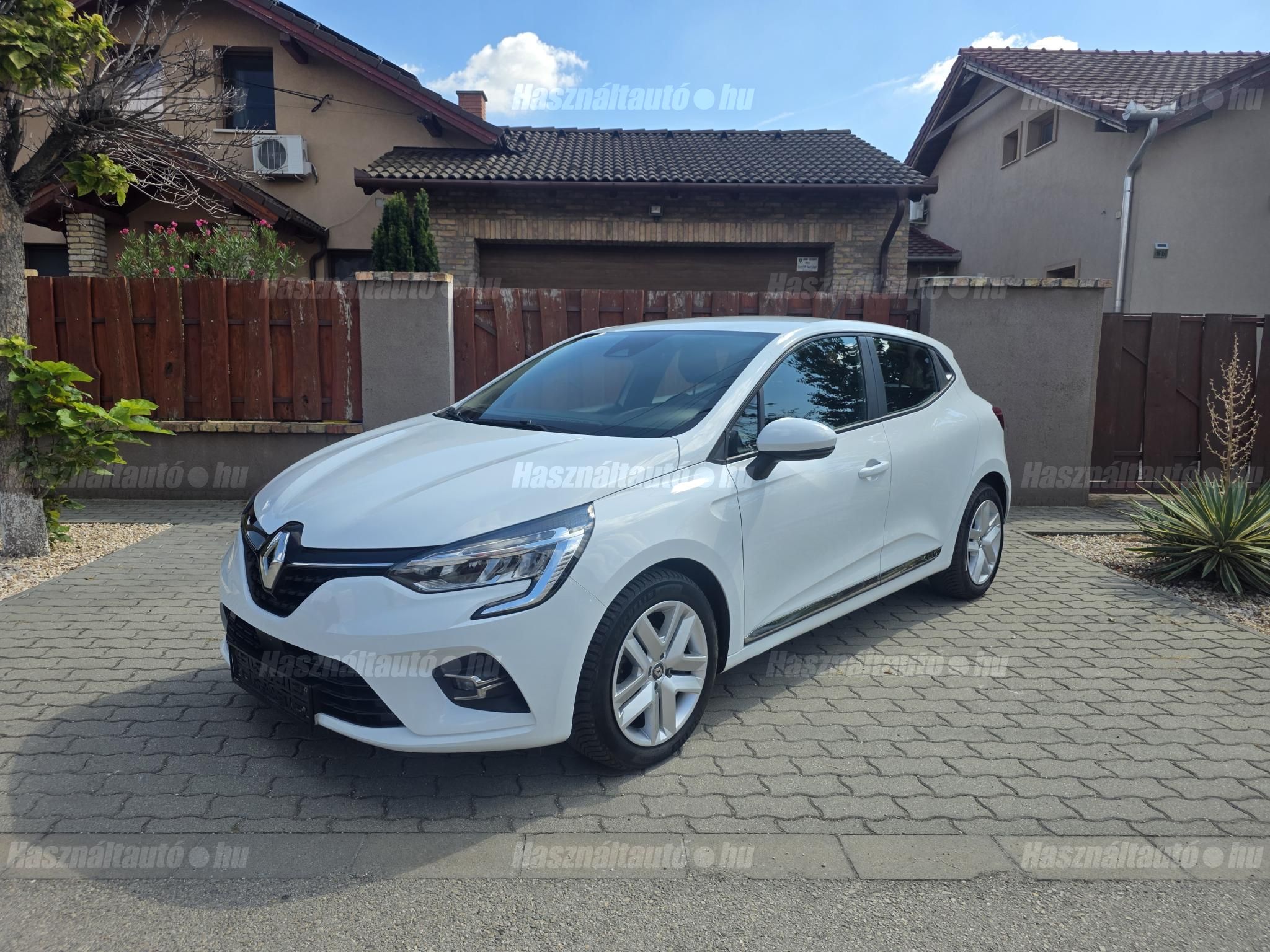RENAULT CLIO 2019/10 - 1