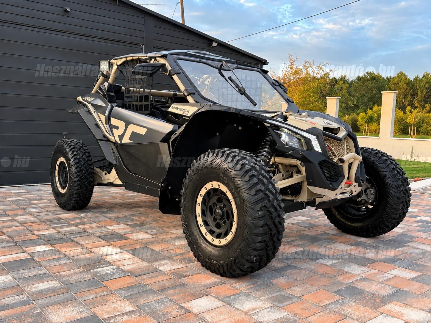 CAN-AM MAVERICK 2023/5 - 1