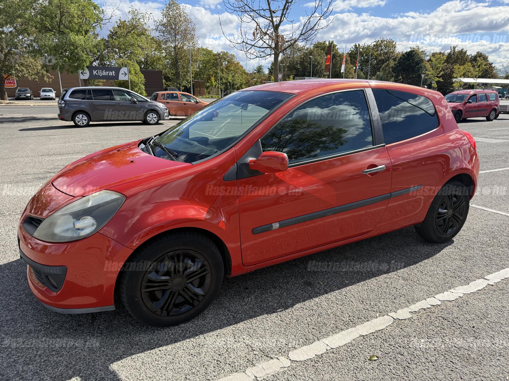 RENAULT CLIO 2006 - 1